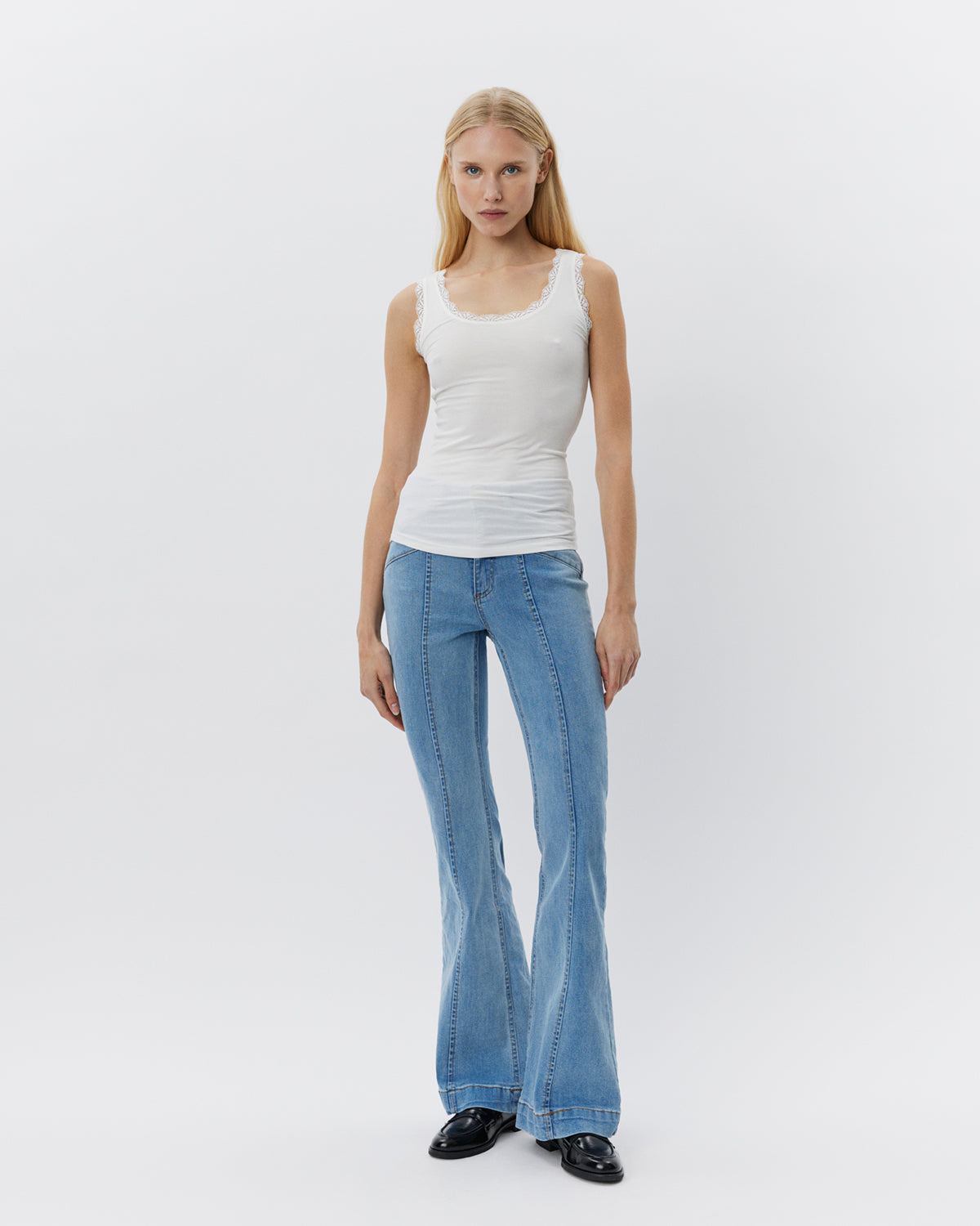 sofie-schnoor-ulrikke-snos245-top-wei-spitze image 3