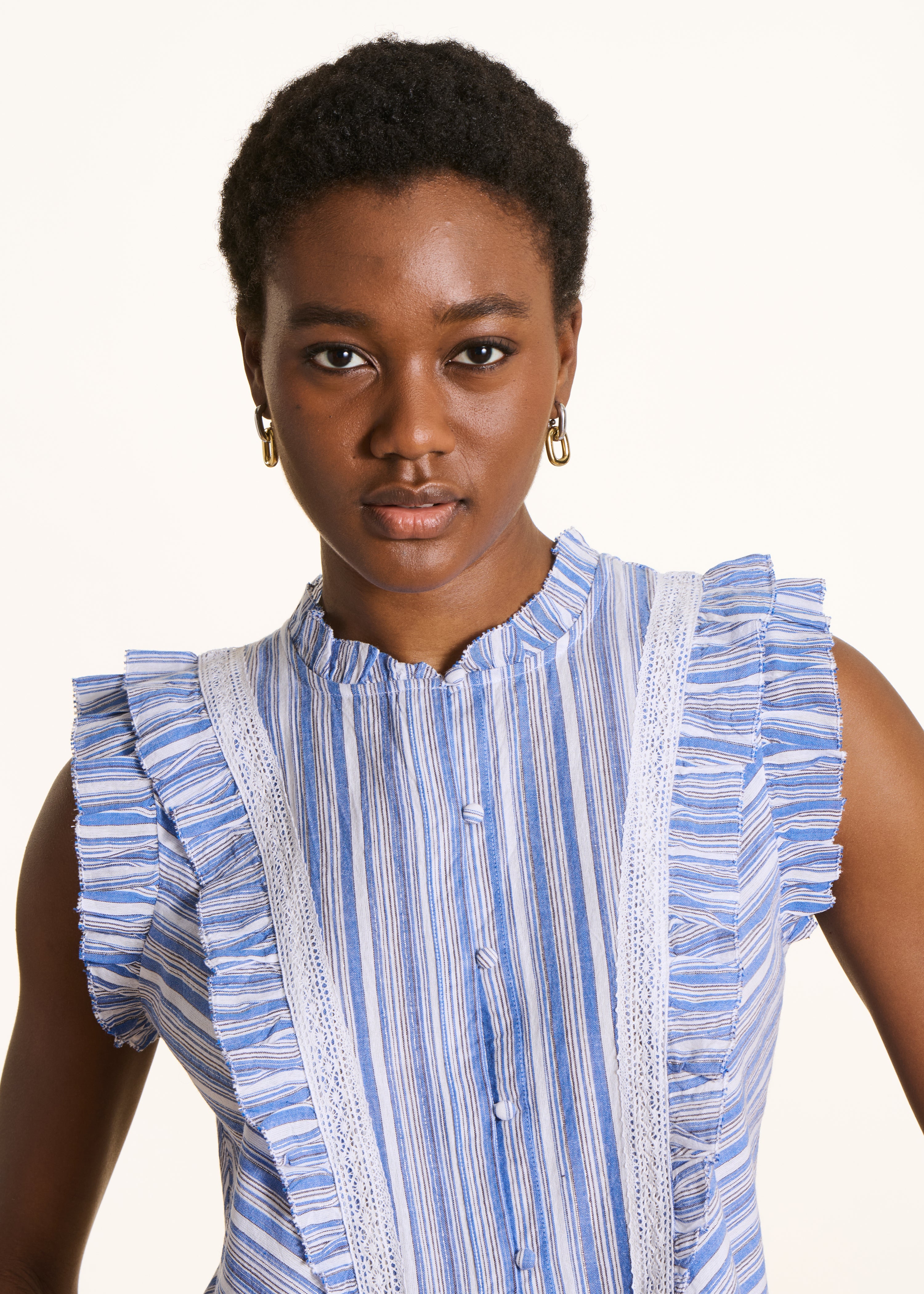 la-f-e-marabout-e-flina-bluse-rmellos-blau-wei-gestreift-bio-baumwolle image 5
