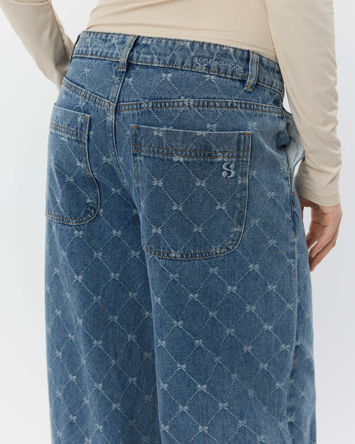 sofie-schnoor-women-azzisw-jeans-low-wide-leg-blau image 6