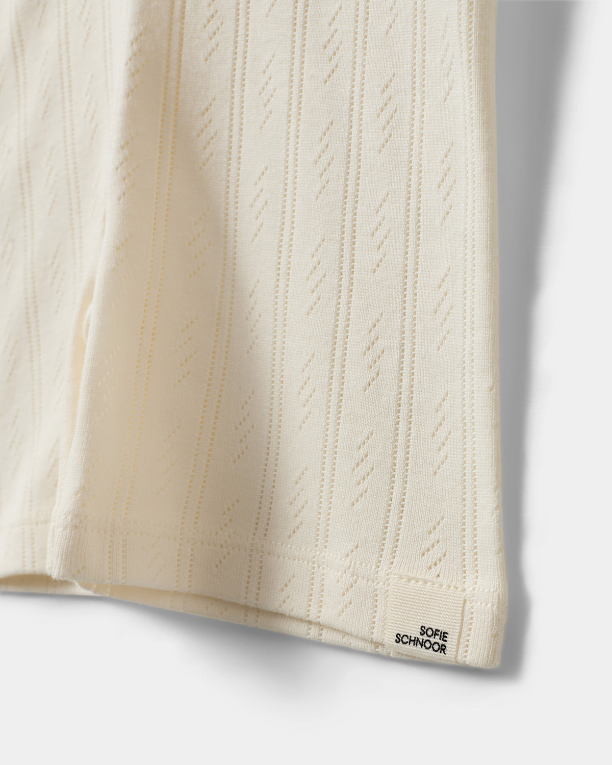 sofie-schnoor-kids-nevask-shorts-off-white-bio-baumwolle image 3