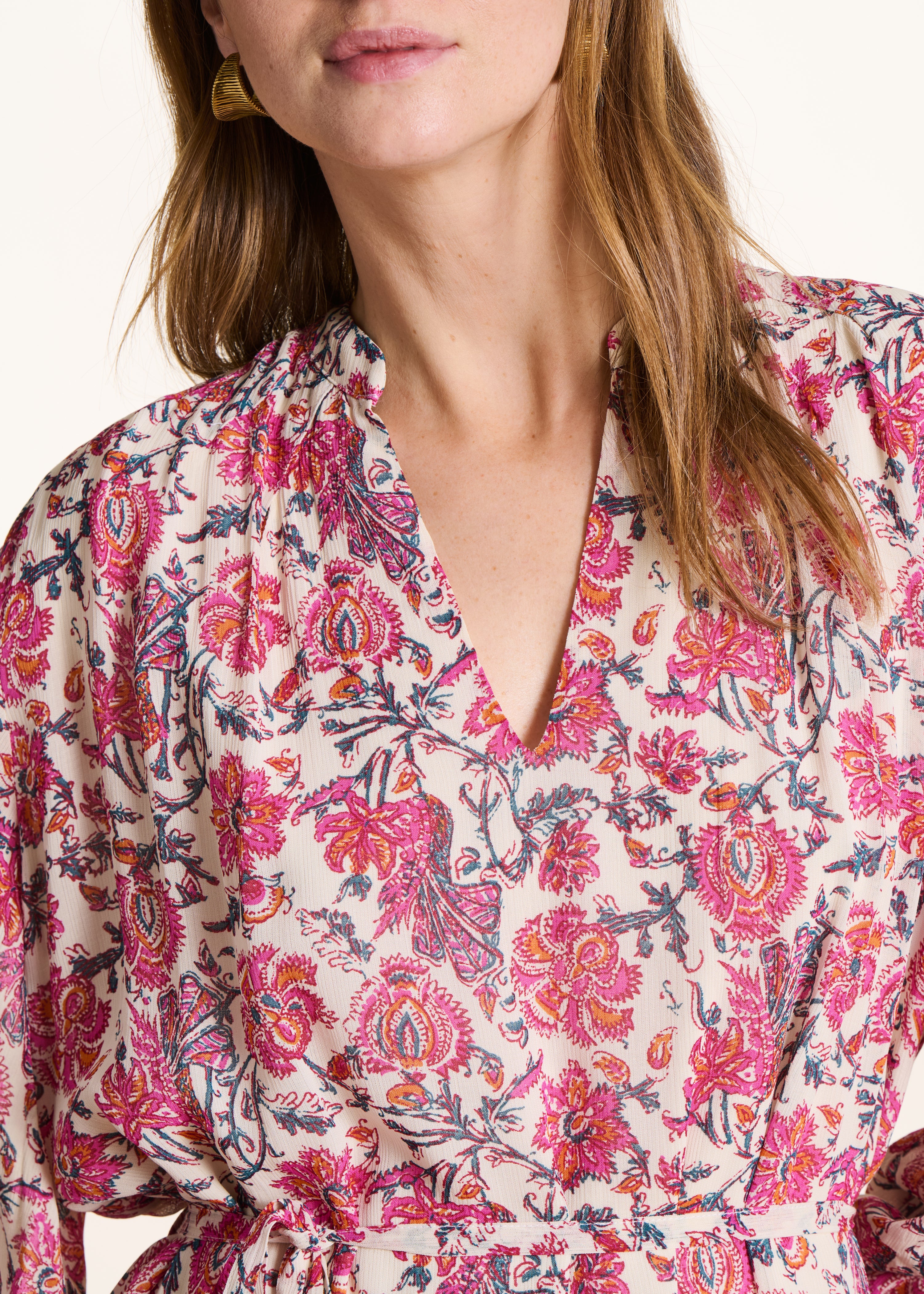la-f-e-marabout-e-fonem-maxikleid-rosa-blumenprint-oversize image 4
