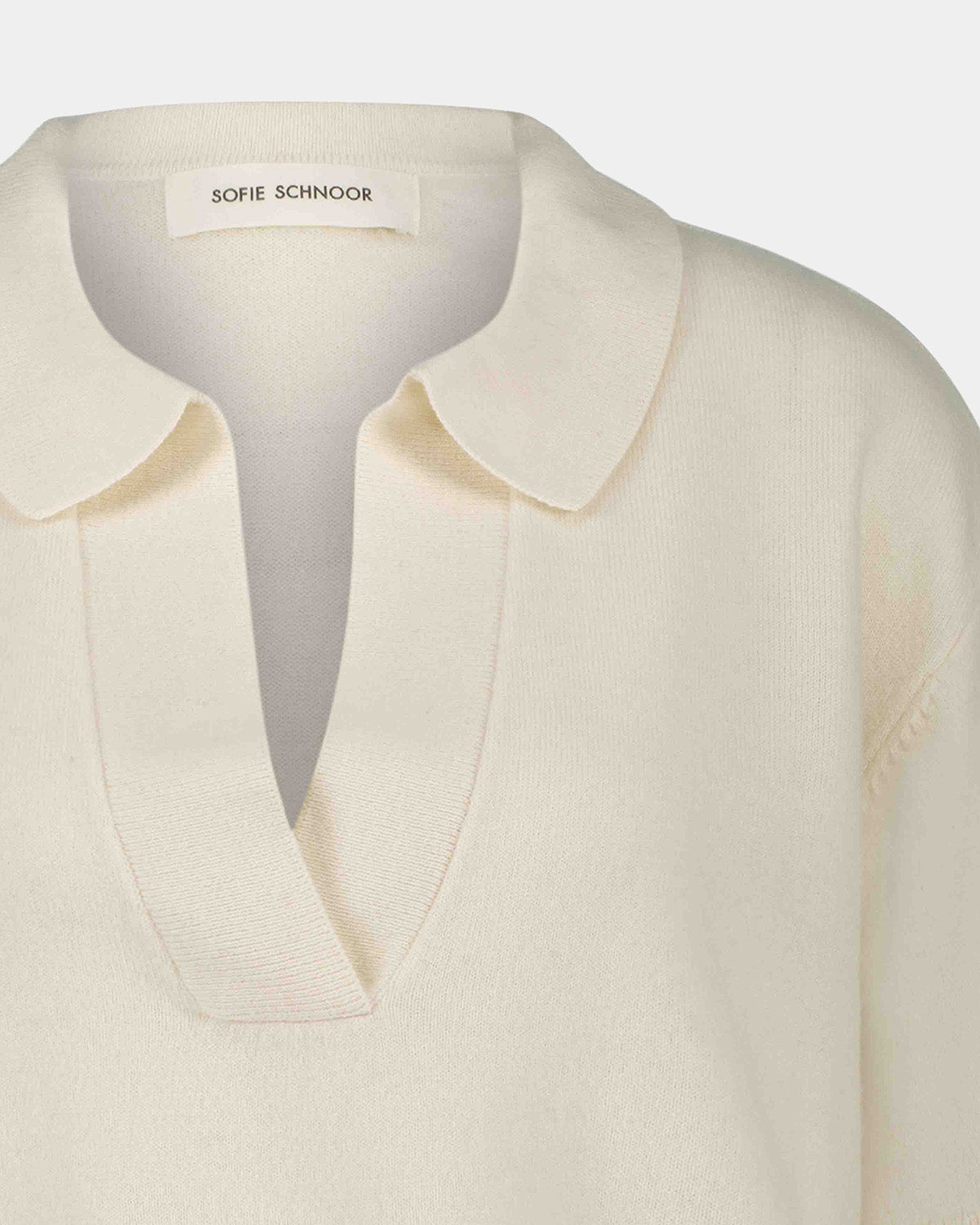 sofie-schnoor-women-amalysw-bluse-off-white-merinowolle image 5