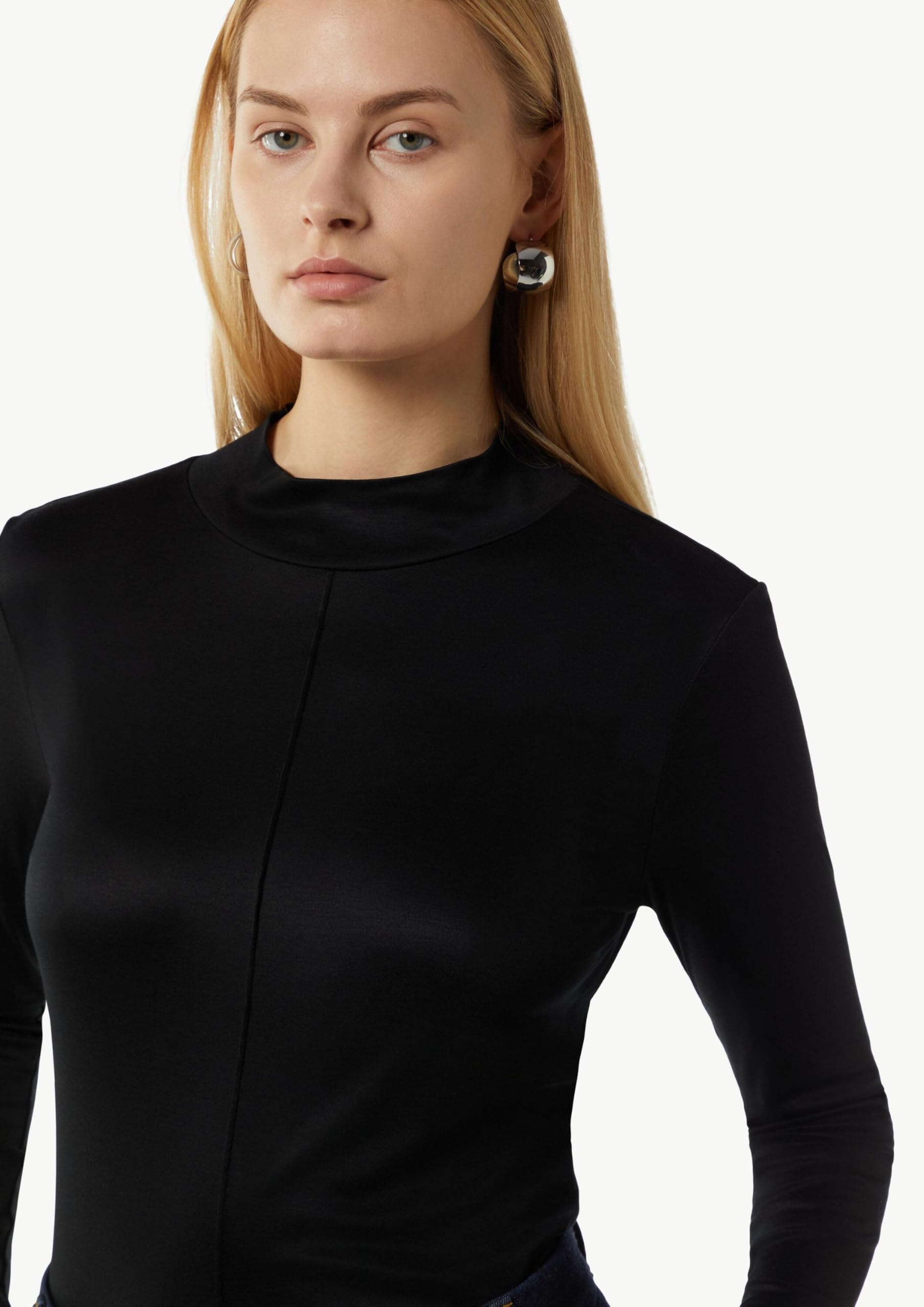 comma-viskoseshirt-longsleeve-turtleneck-schwarz-ziernaht image 4