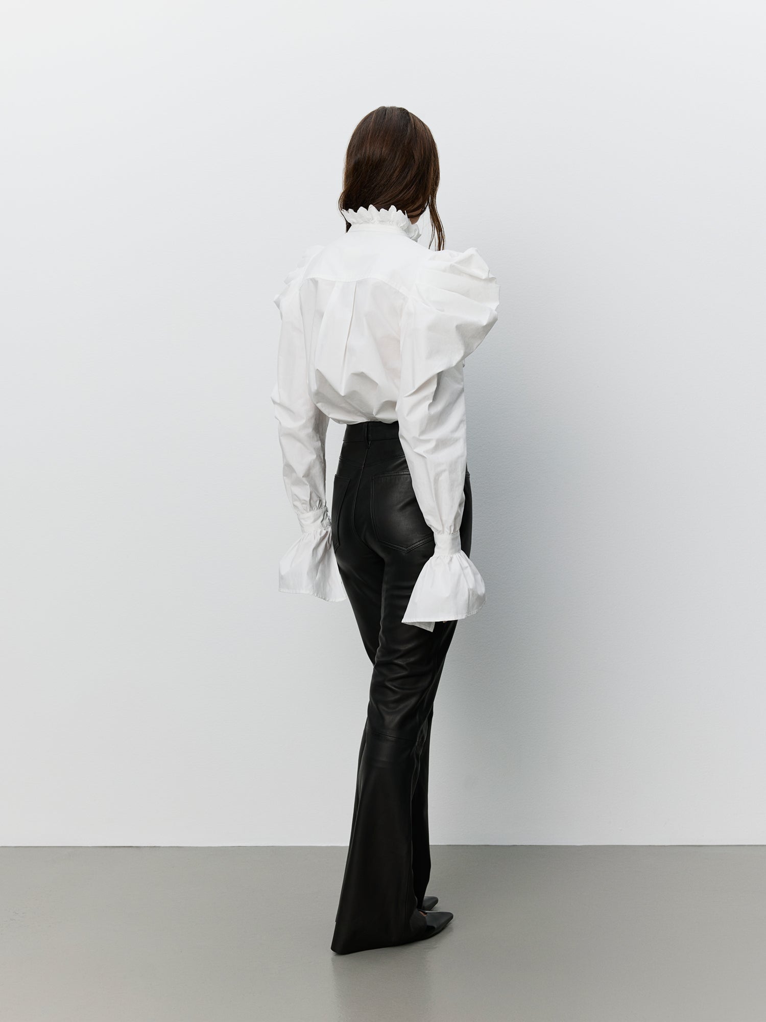sofie-schnoor-women-icon-010-ilcysw-bluse-offwhite-stick image 4