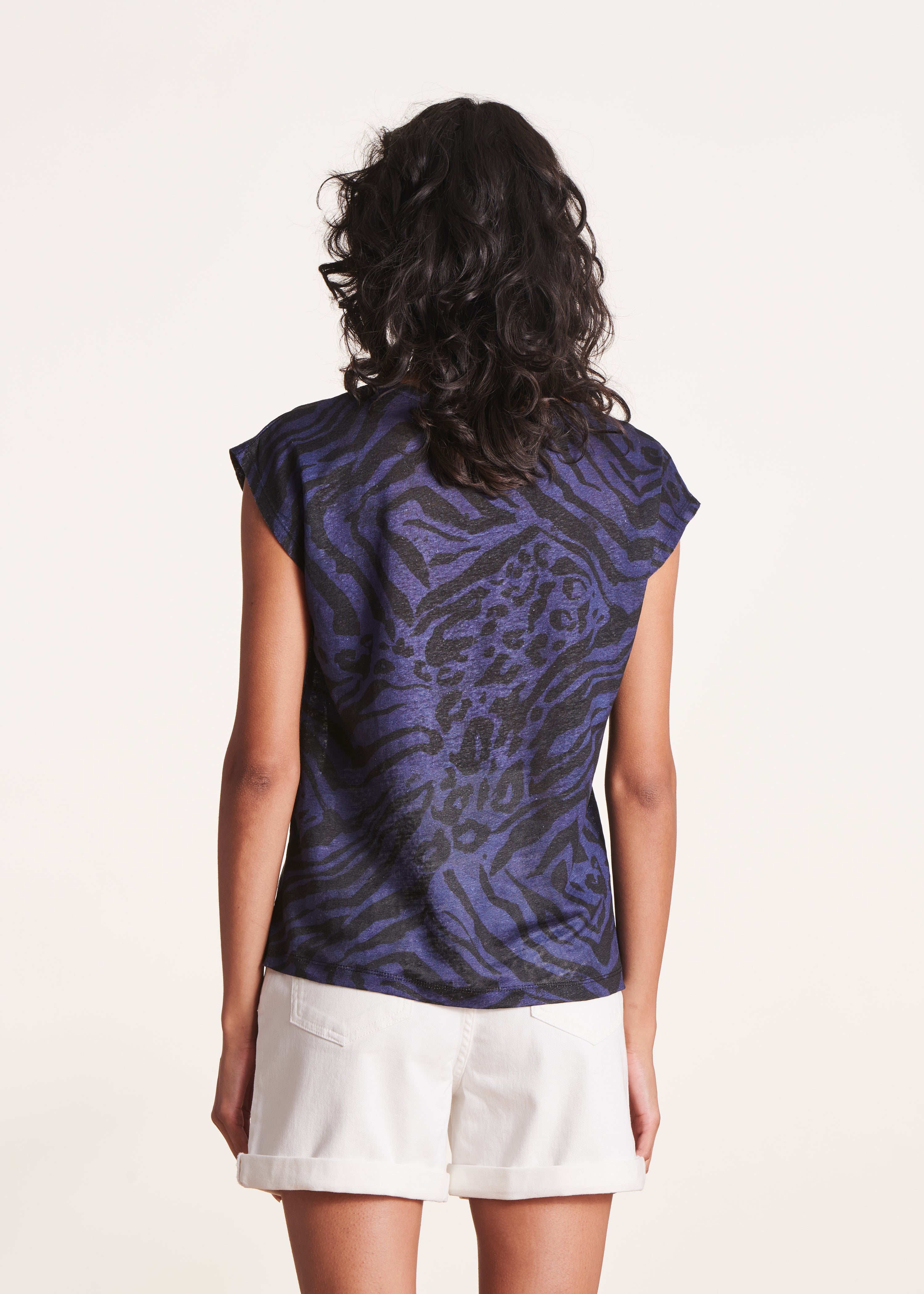 la-f-e-marabout-e-t-shirt-leinen-blau-animalprint image 3