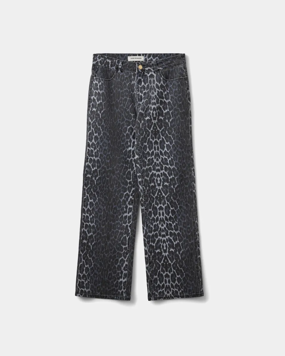 sofie-schnoor-siennasw-leopard-hose-blue-stretch image 1