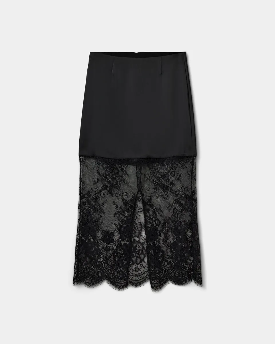 sofie-schnoor-women-selenesw-satin-maxirock-schwarz-spitze image 1