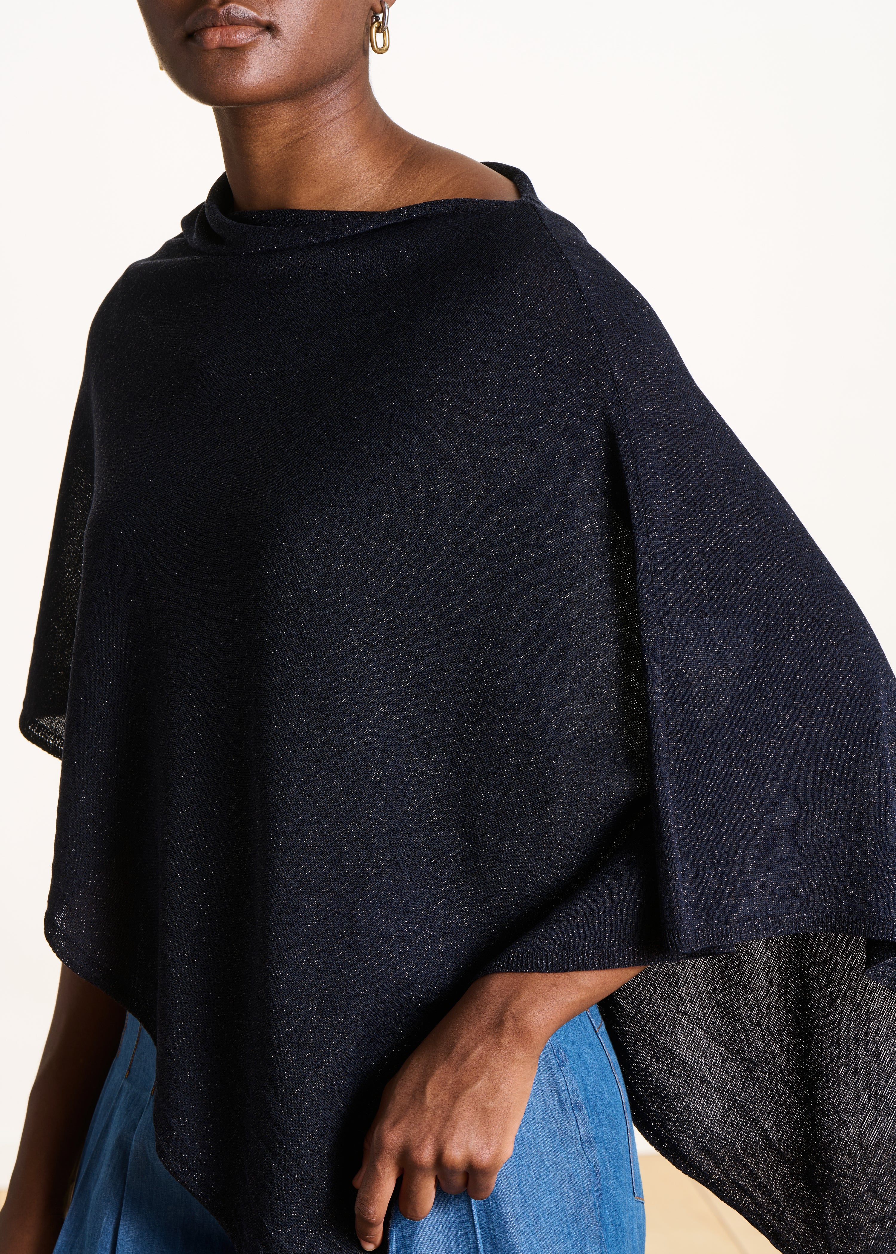 la-f-e-marabout-e-foncho-pullover-marine-poncho image 5