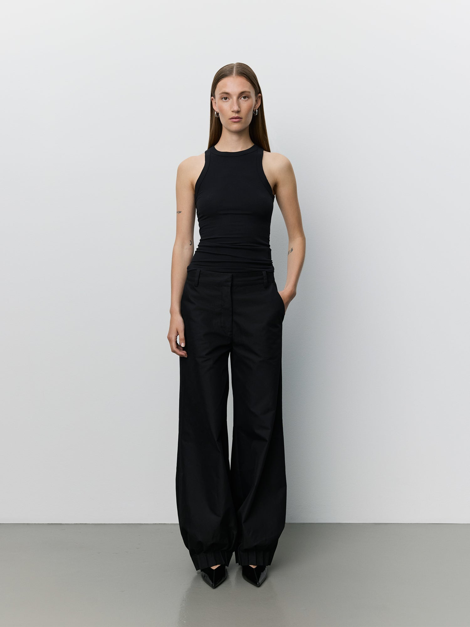 sofie-schnoor-women-louanasw-plisseehose-schwarz-baumwolle image 2