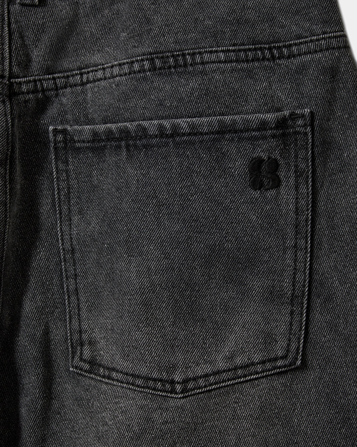 sofie-schnoor-women-tomarsw-jeans-barrel-washed-black image 8