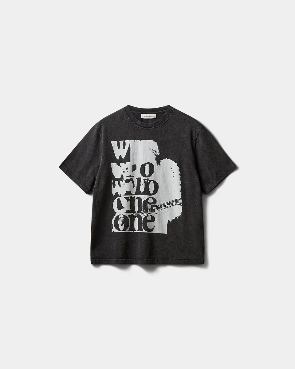 sofie-schnoor-women-maesw-oversize-t-shirt-washed-black-baumwolle image 1