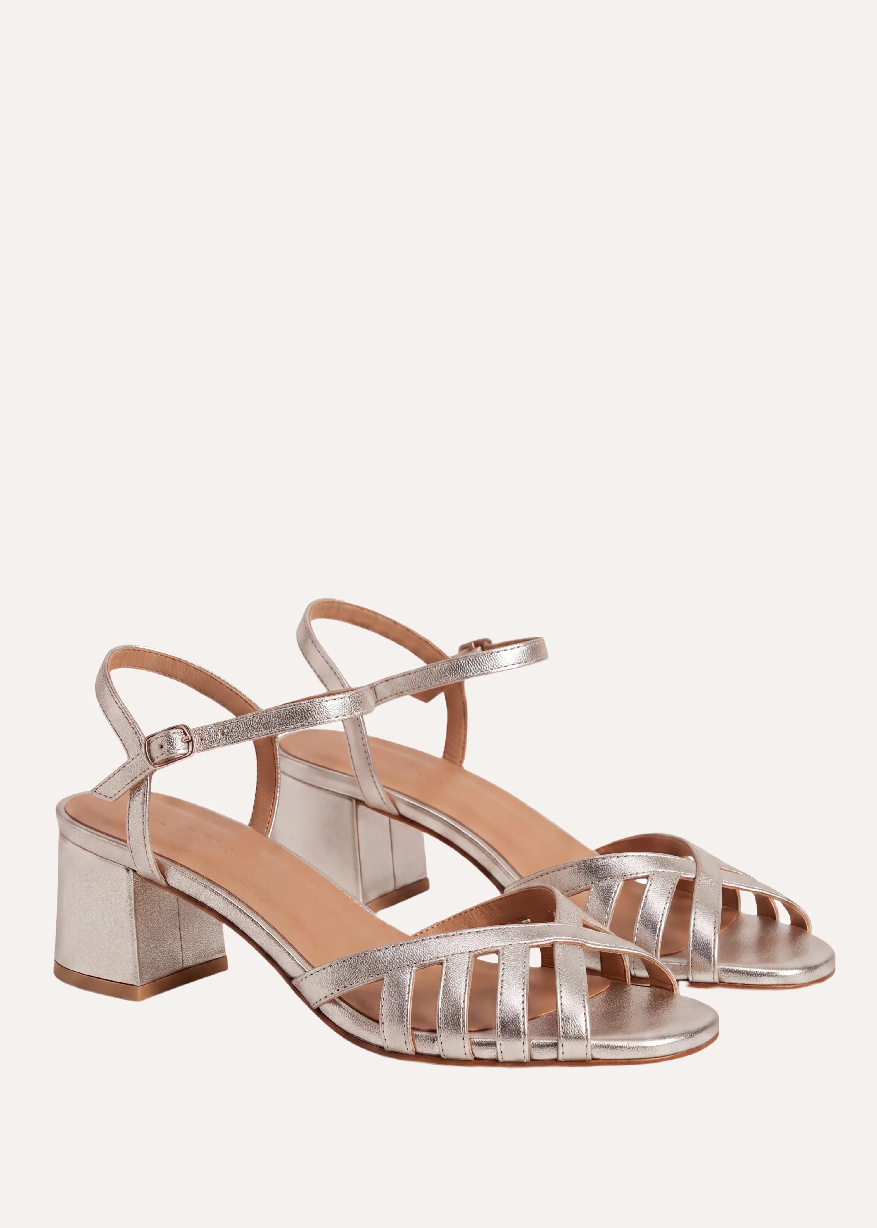 la-f-e-marabout-e-flopi-sandalen-gold-blockabsatz image 4