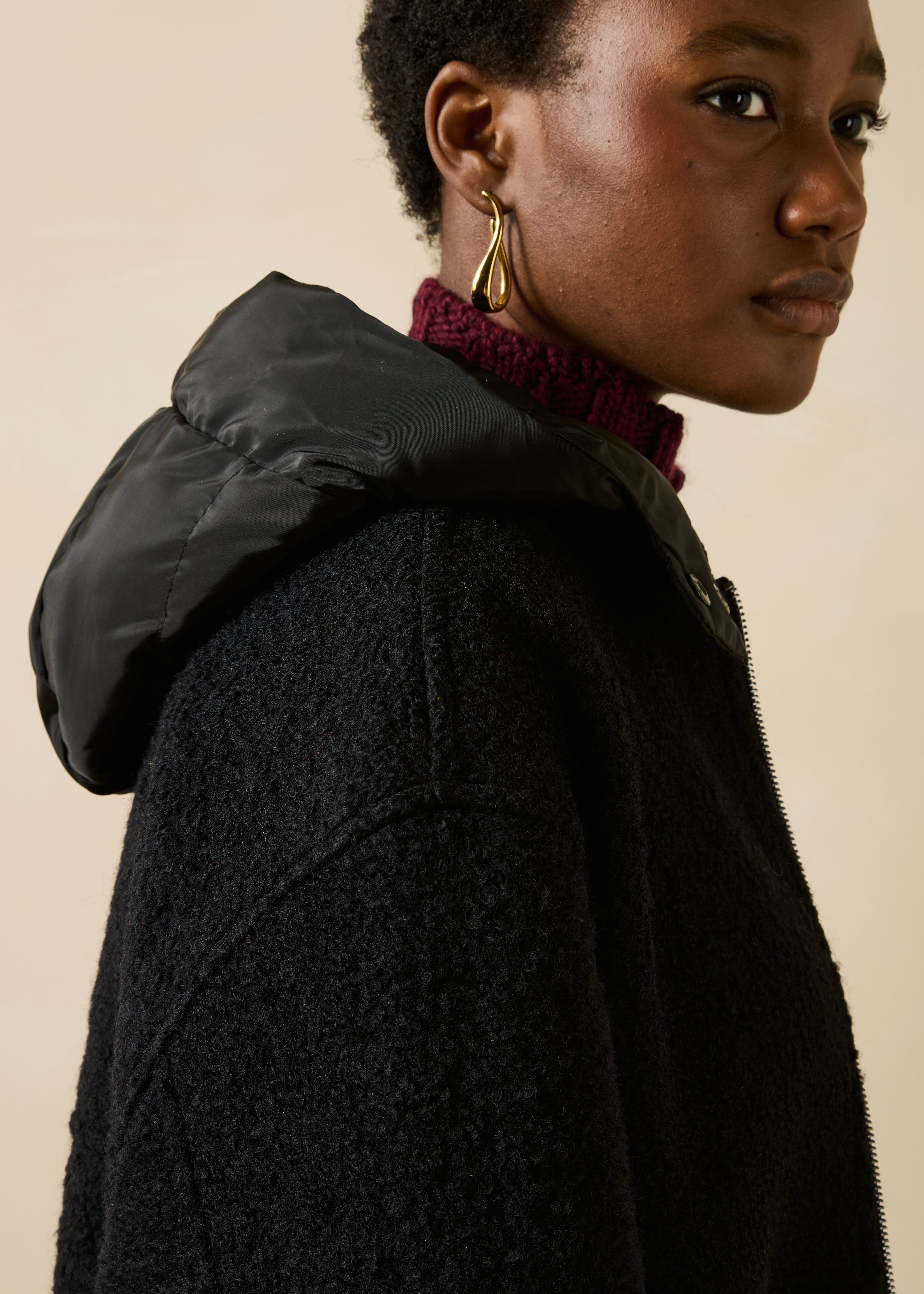 la-f-e-marabout-e-gomez-blouson-schwarz-wolle-kapuze image 5