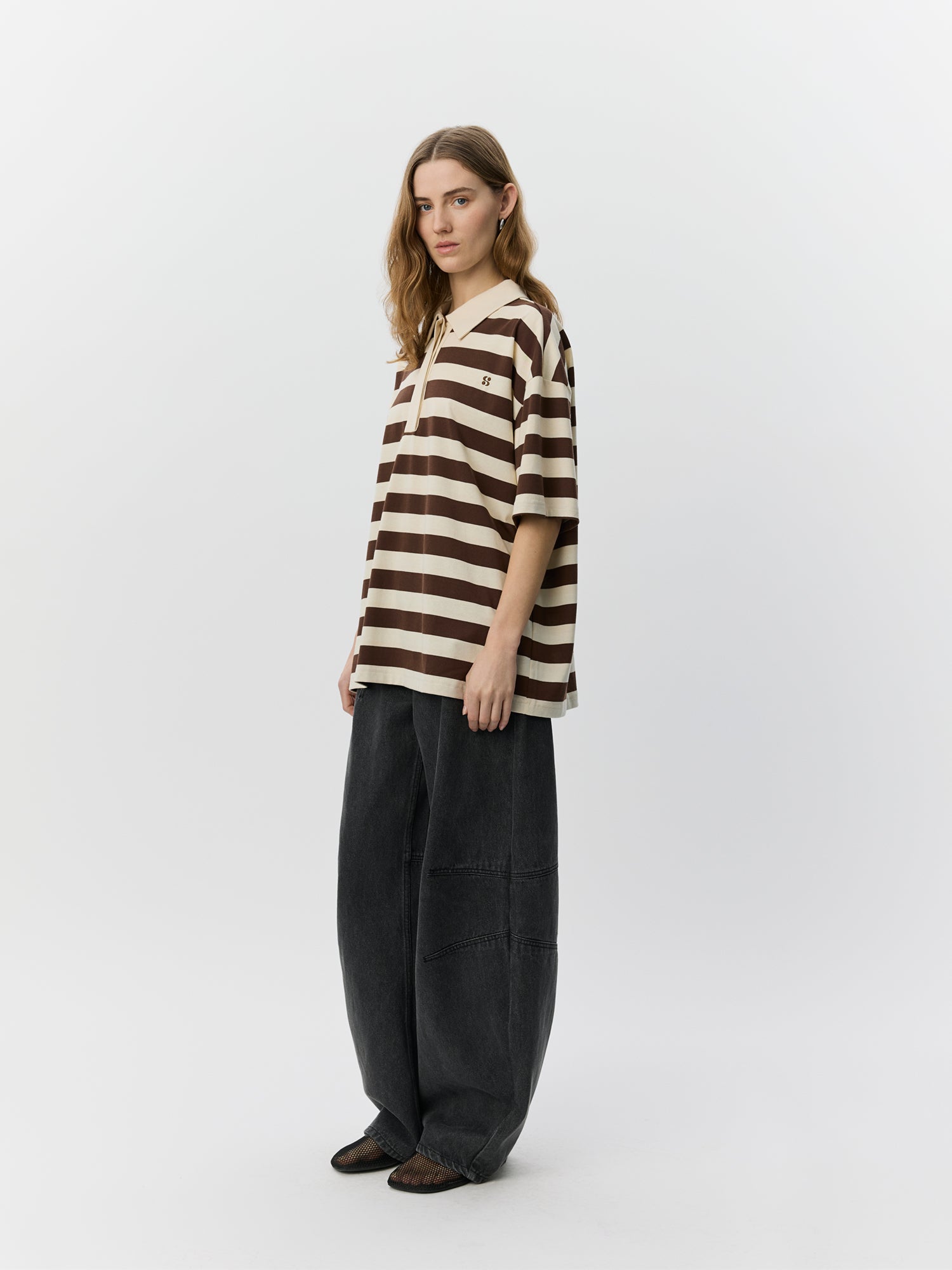 sofie-schnoor-women-pilsw-s262250-polo-off-white-striped-oversize image 3
