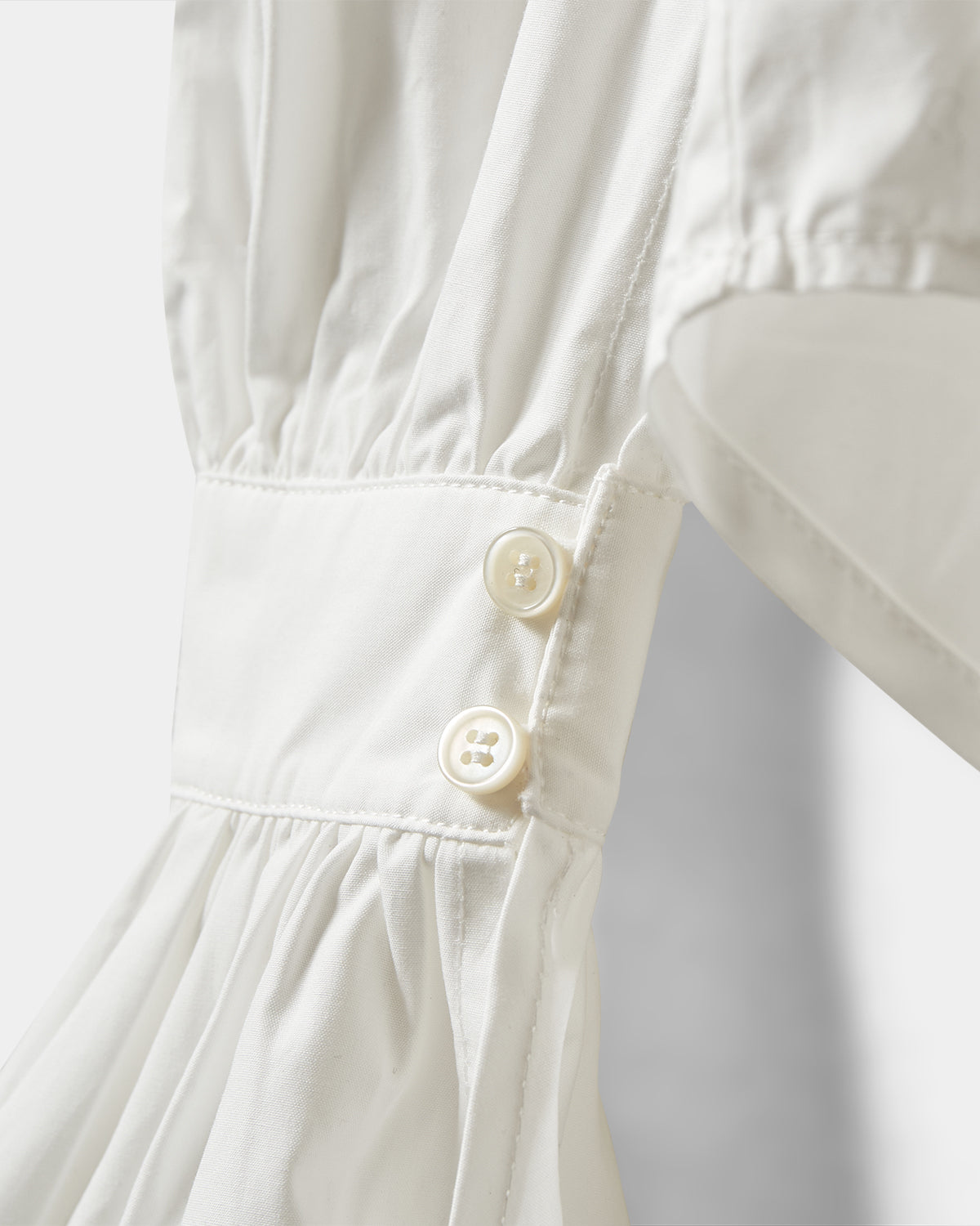 sofie-schnoor-women-icon-010-ilcysw-bluse-offwhite-stick image 7