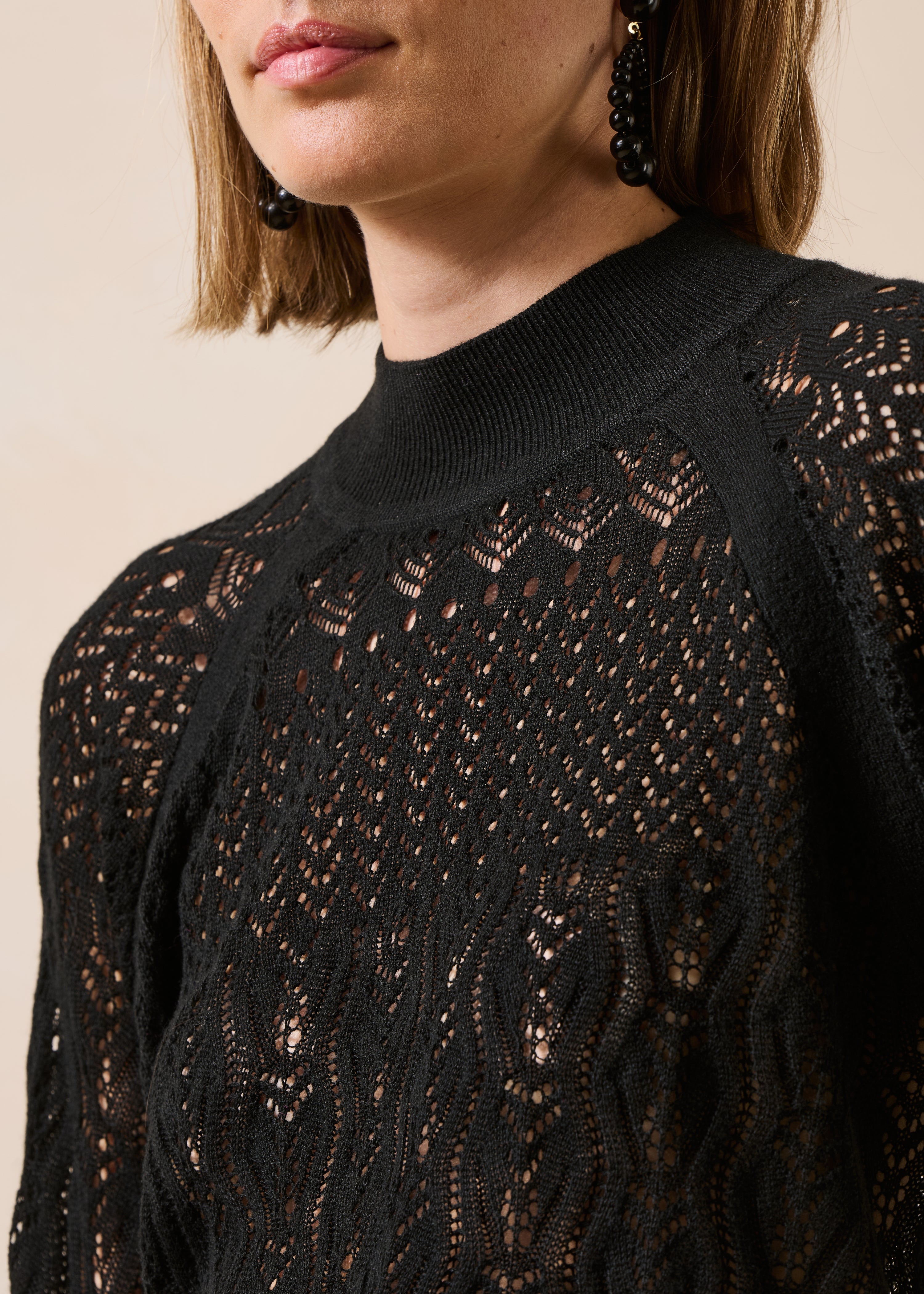 la-f-e-marabout-e-gabrio-pullover-schwarz-lochstrick image 5