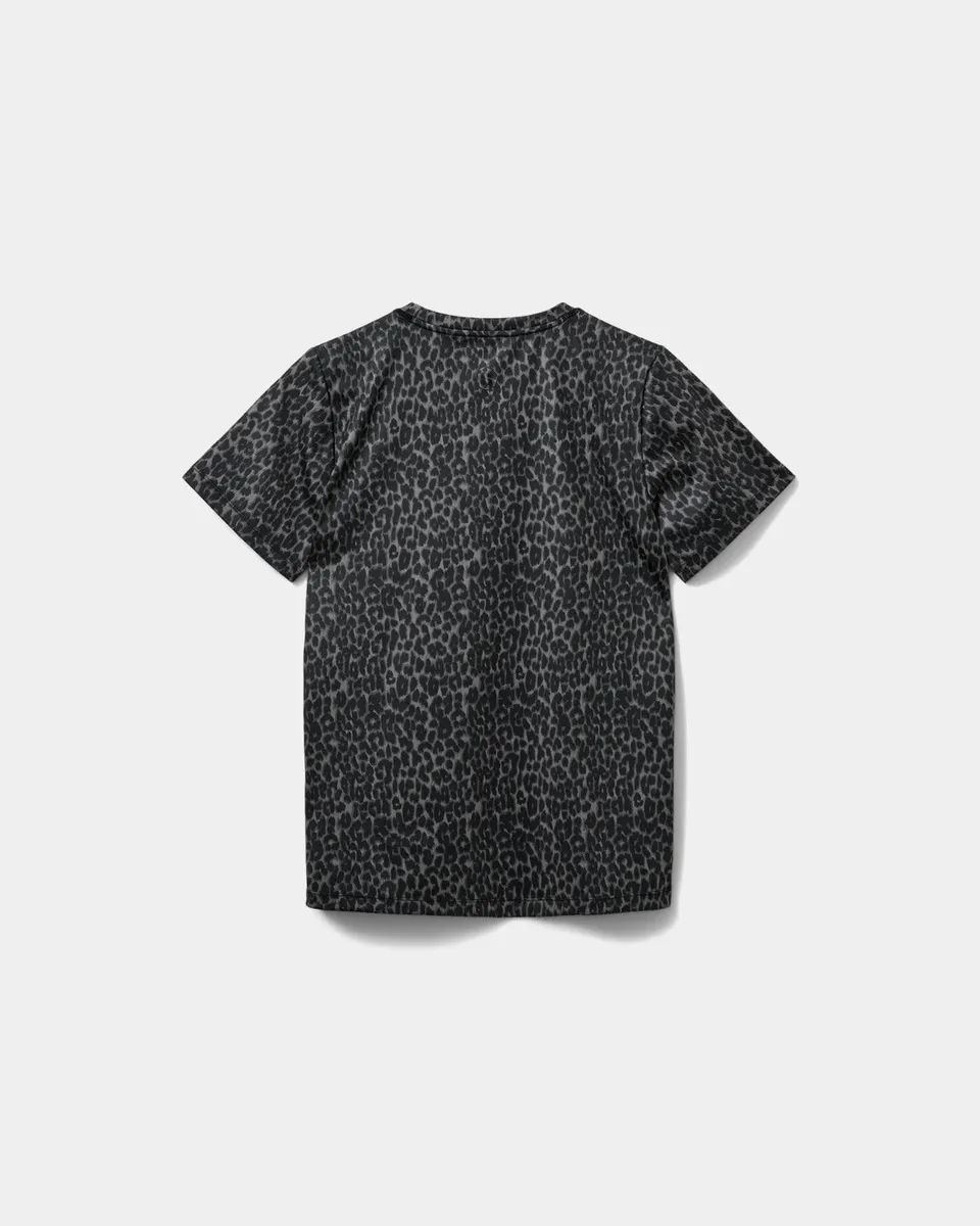 sofie-schnoor-sport-fiolaspo-t-shirt-grey-leopard-schnelltrocknend image 1
