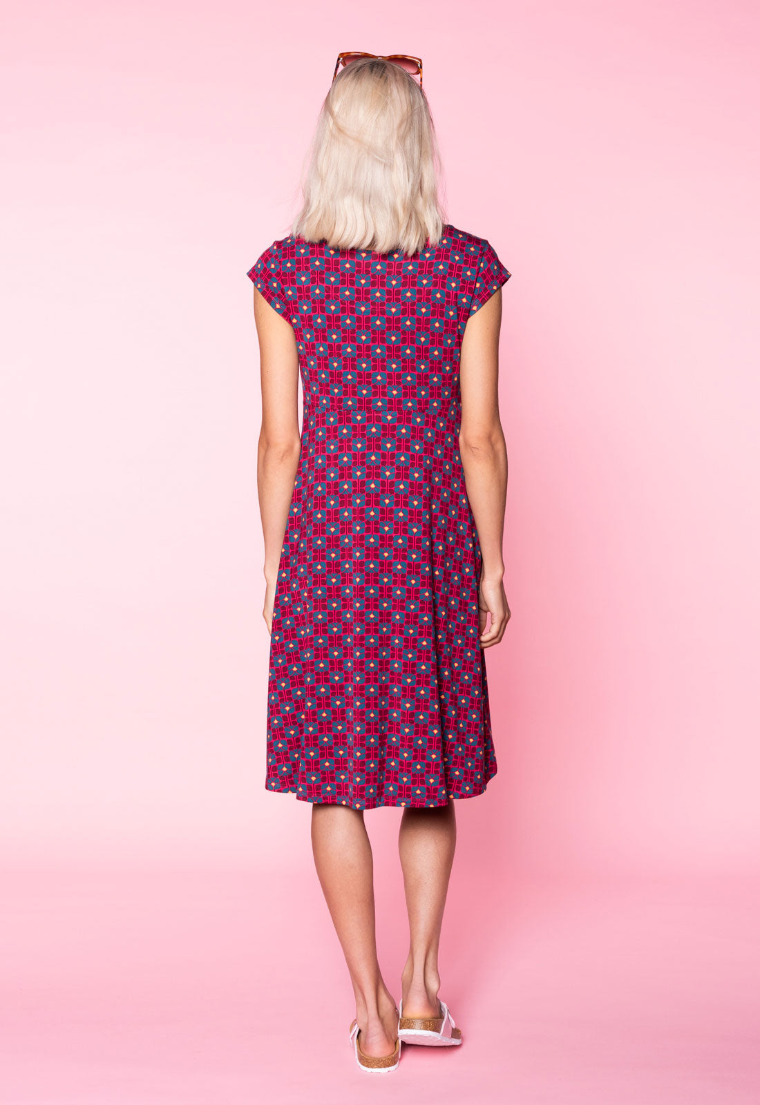 moshiki-s26dress-v8-kleid-viskose-cap-sleeves-95-cm image 6