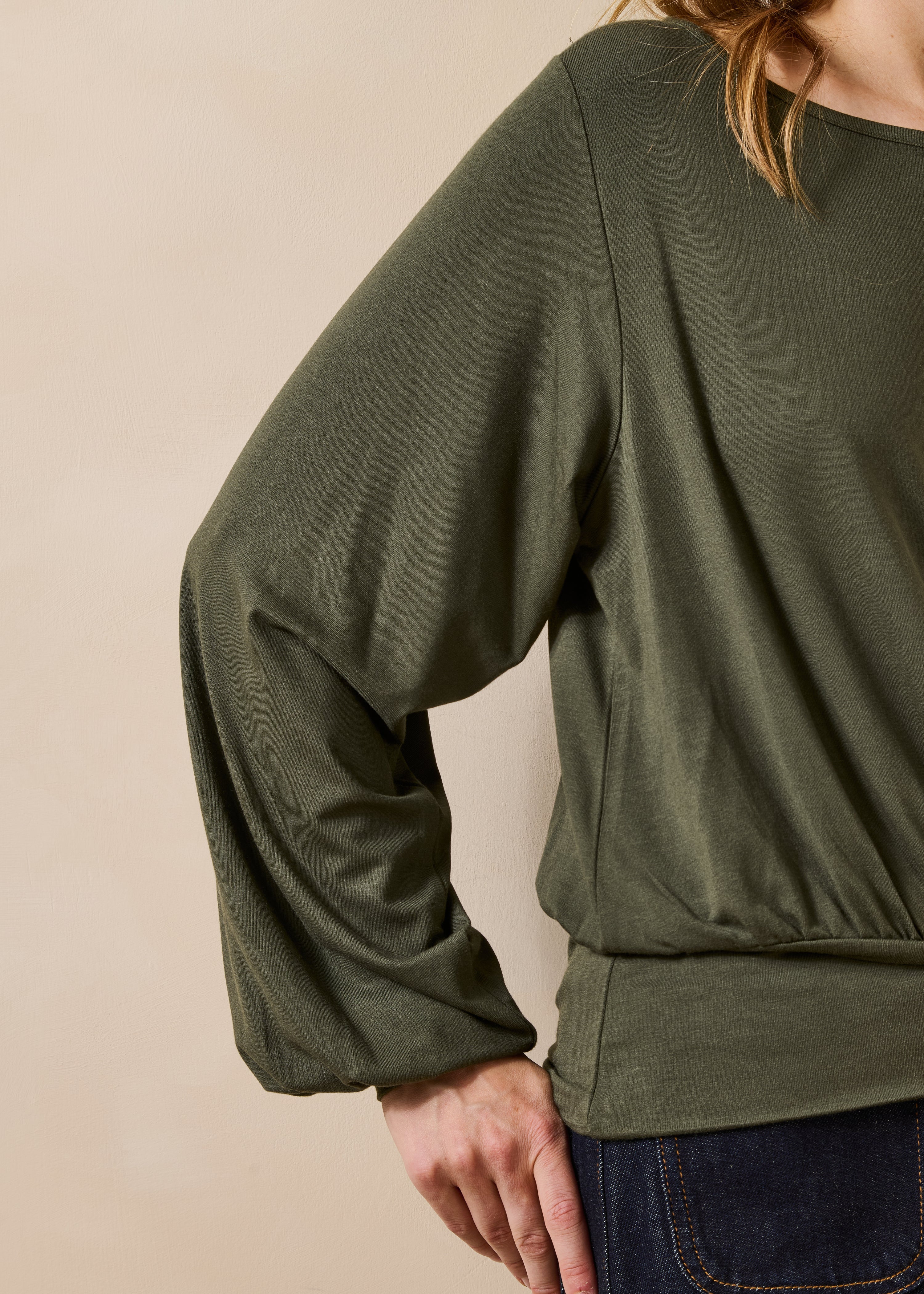 la-f-e-marabout-e-tops-t-shirts-gordon-t-shirt-kaki-oversize image 5