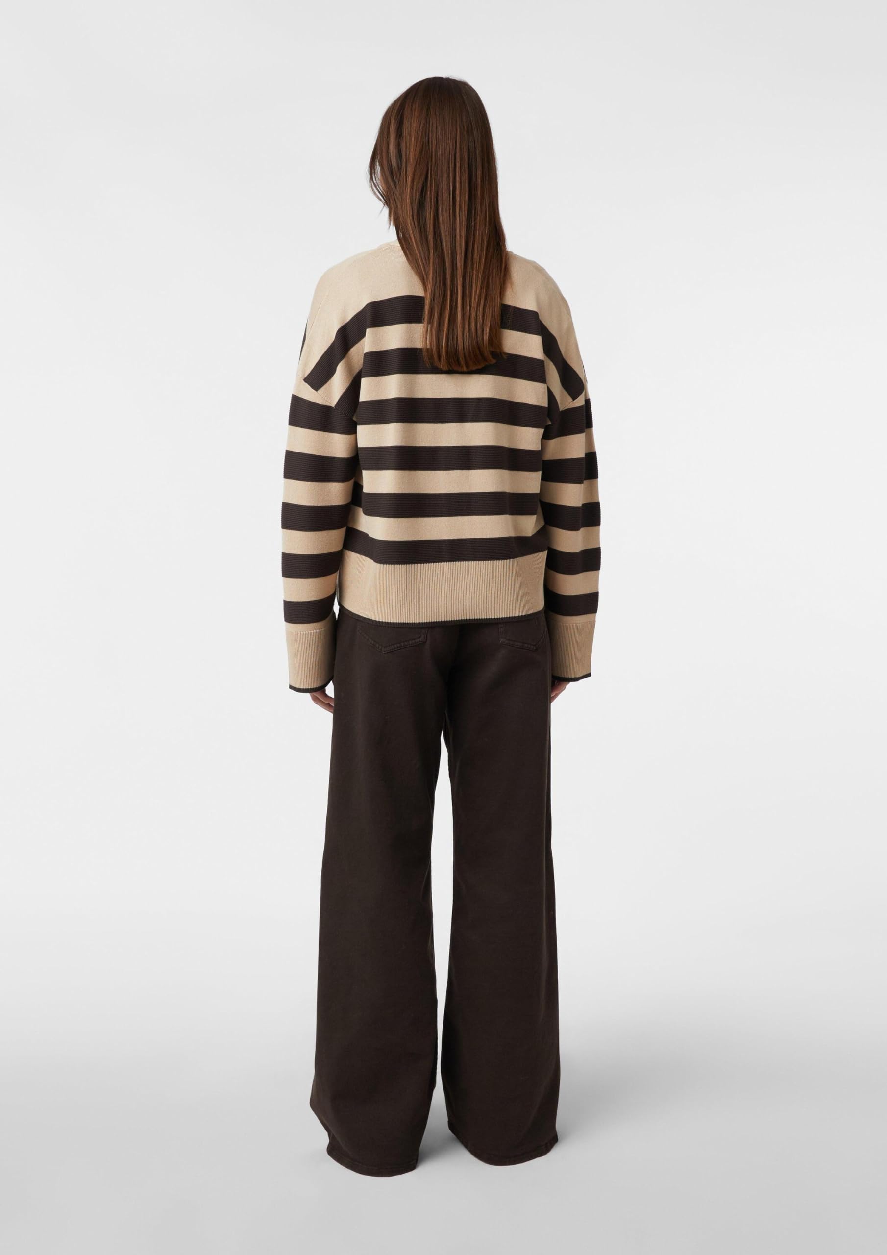 comma-gestreifter-cardigan-strickjacke-creme-boxy-style image 7