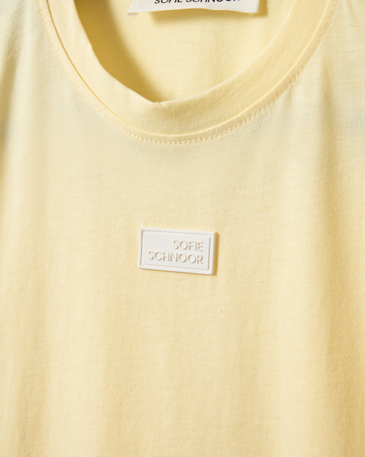 sofie-schnoor-women-indysw-mini-t-shirt-butter-yellow-xs-baumwolle image 7