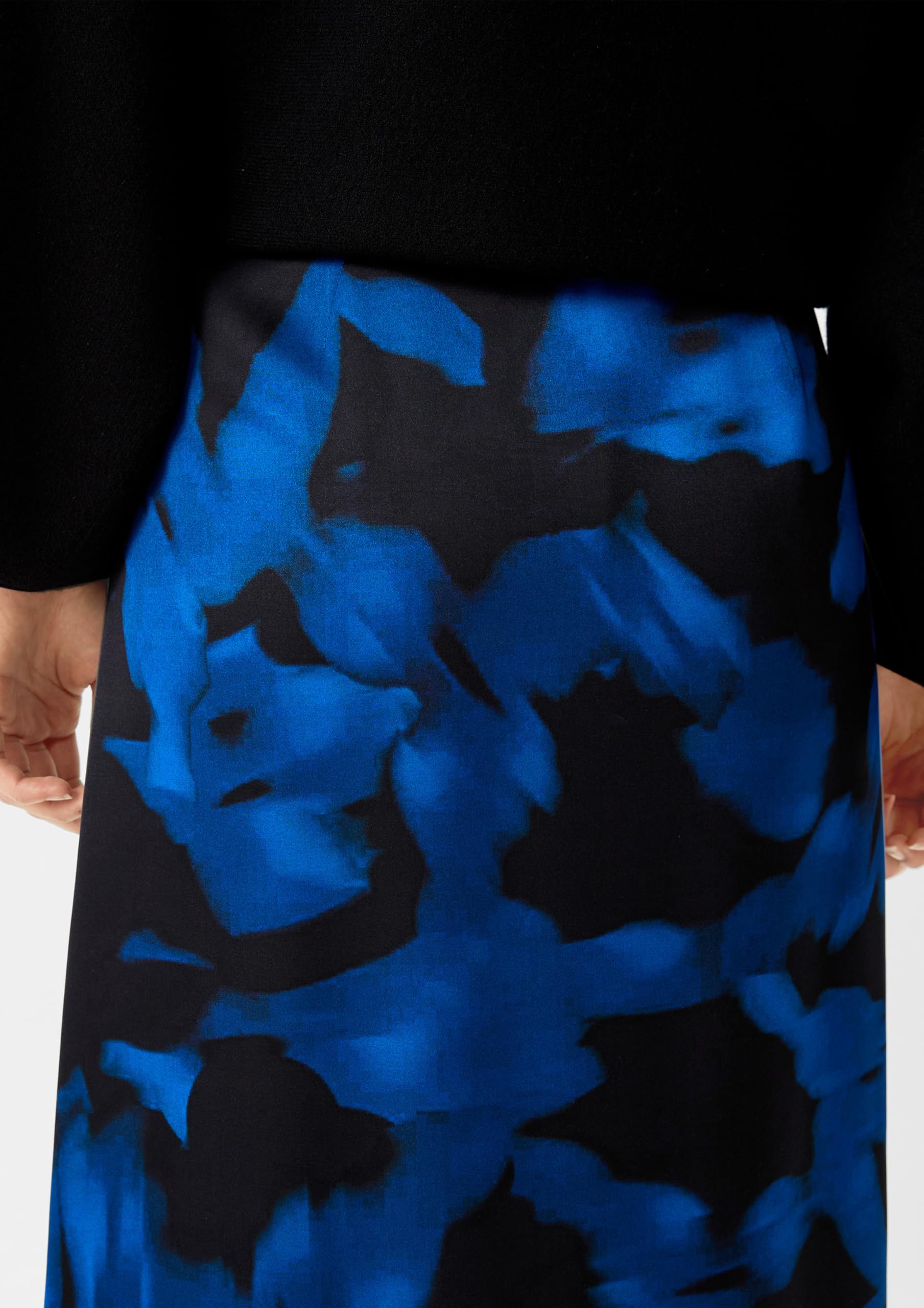 comma-satinrock-mit-all-over-print-rock-abstrakt-gr-36 image 4