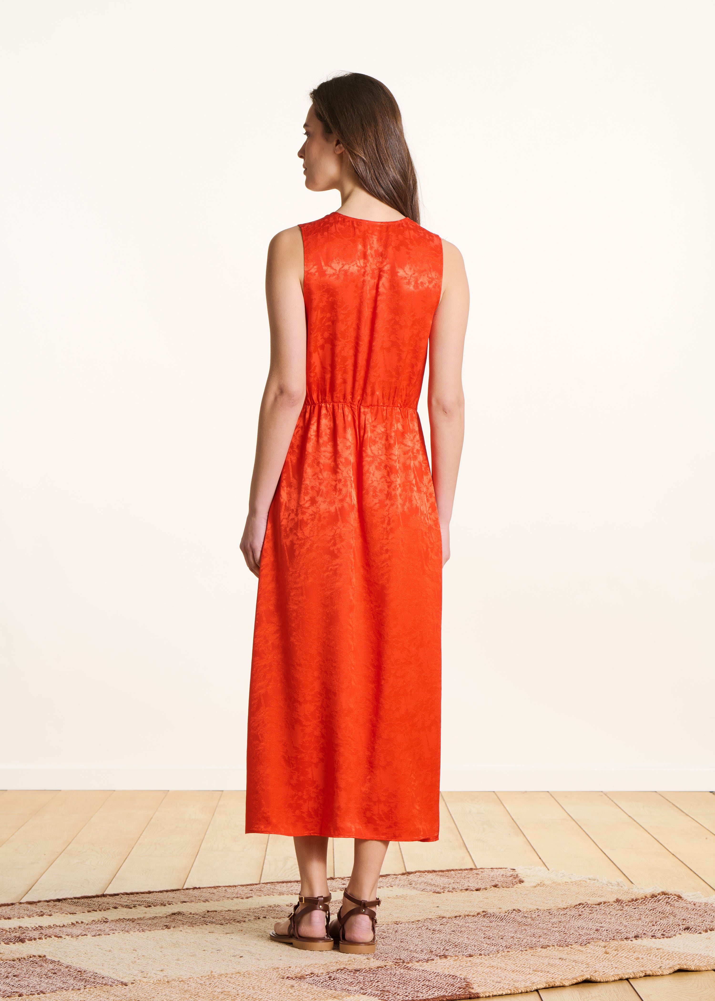 la-f-e-marabout-e-fedez-maxikleid-orange-jacquard image 3