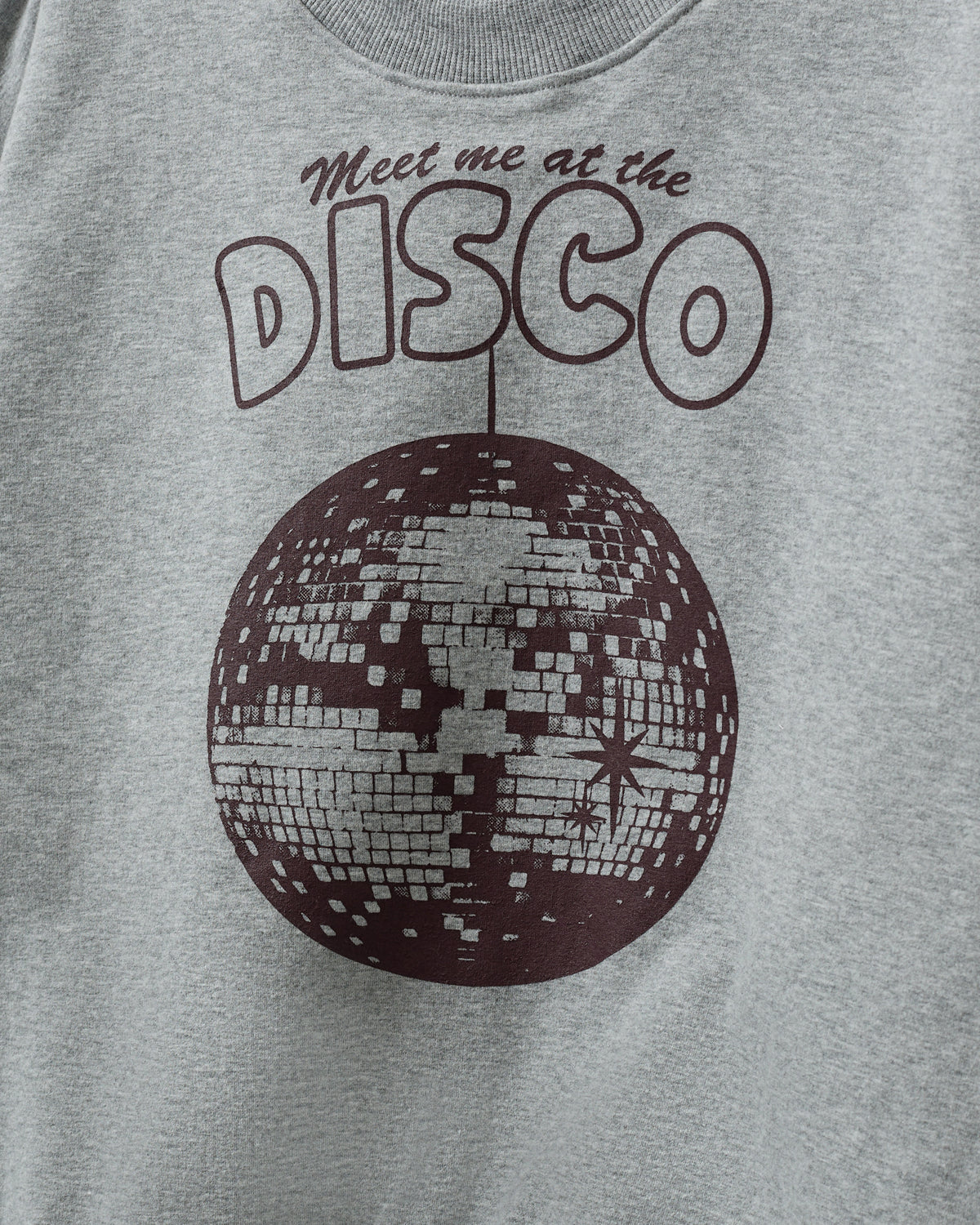 sofie-schnoor-young-elisy-sweatshirt-grau-disco-print image 4