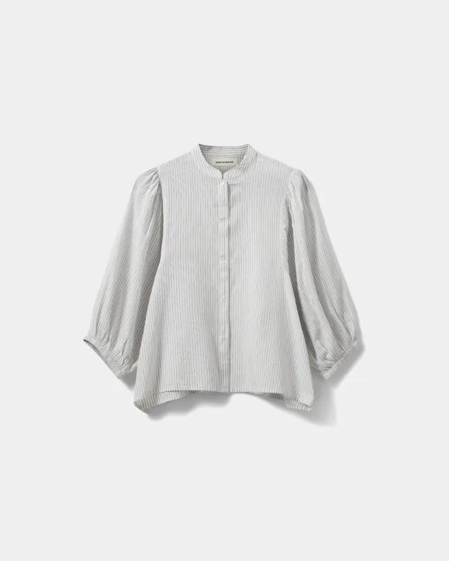 sofie-schnoor-women-viljasw-bluse-off-white-navy-baumwolle image 1