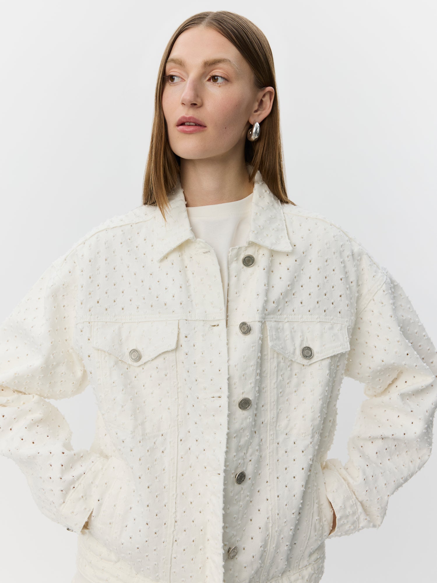 sofie-schnoor-women-audreysw-oversize-jeansjacke-off-white image 5