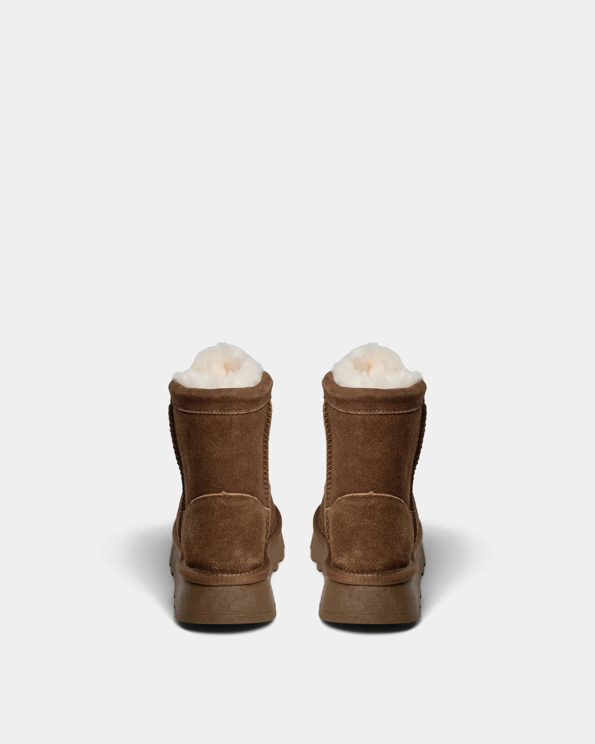 sofie-schnoor-drisesw-teddy-boot-brown-fudge-schaffell image 4