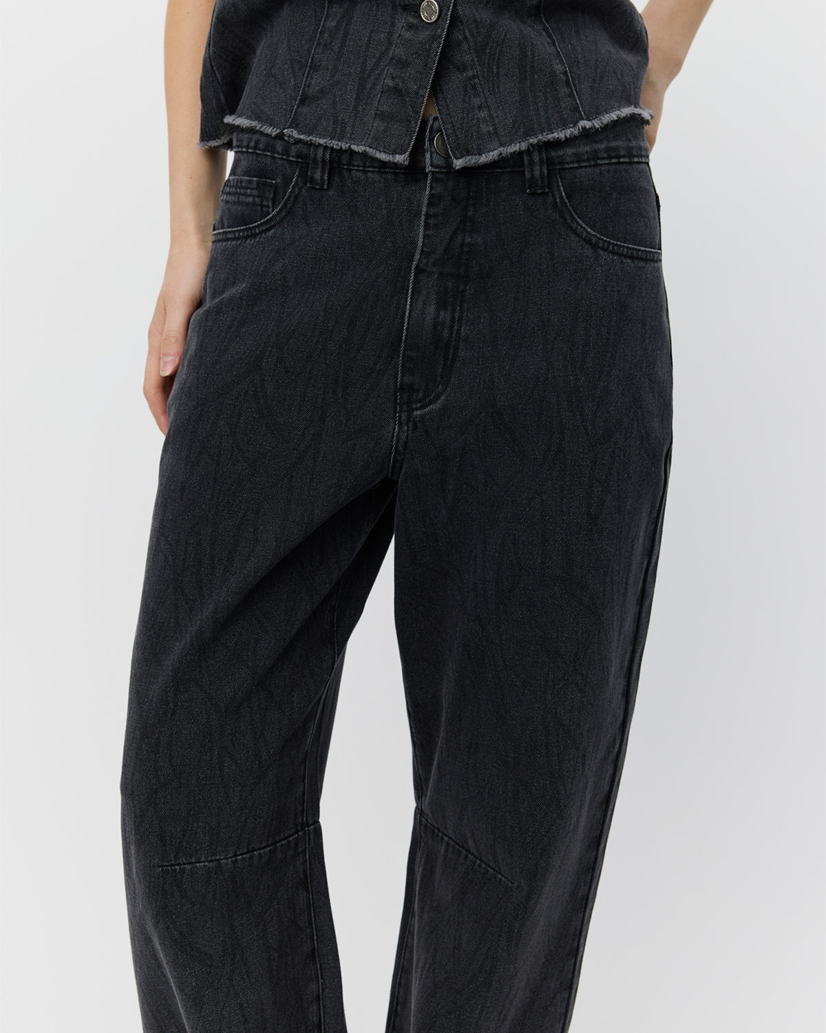sofie-schnoor-women-havanasw-jeans-washed-black-barrel image 5