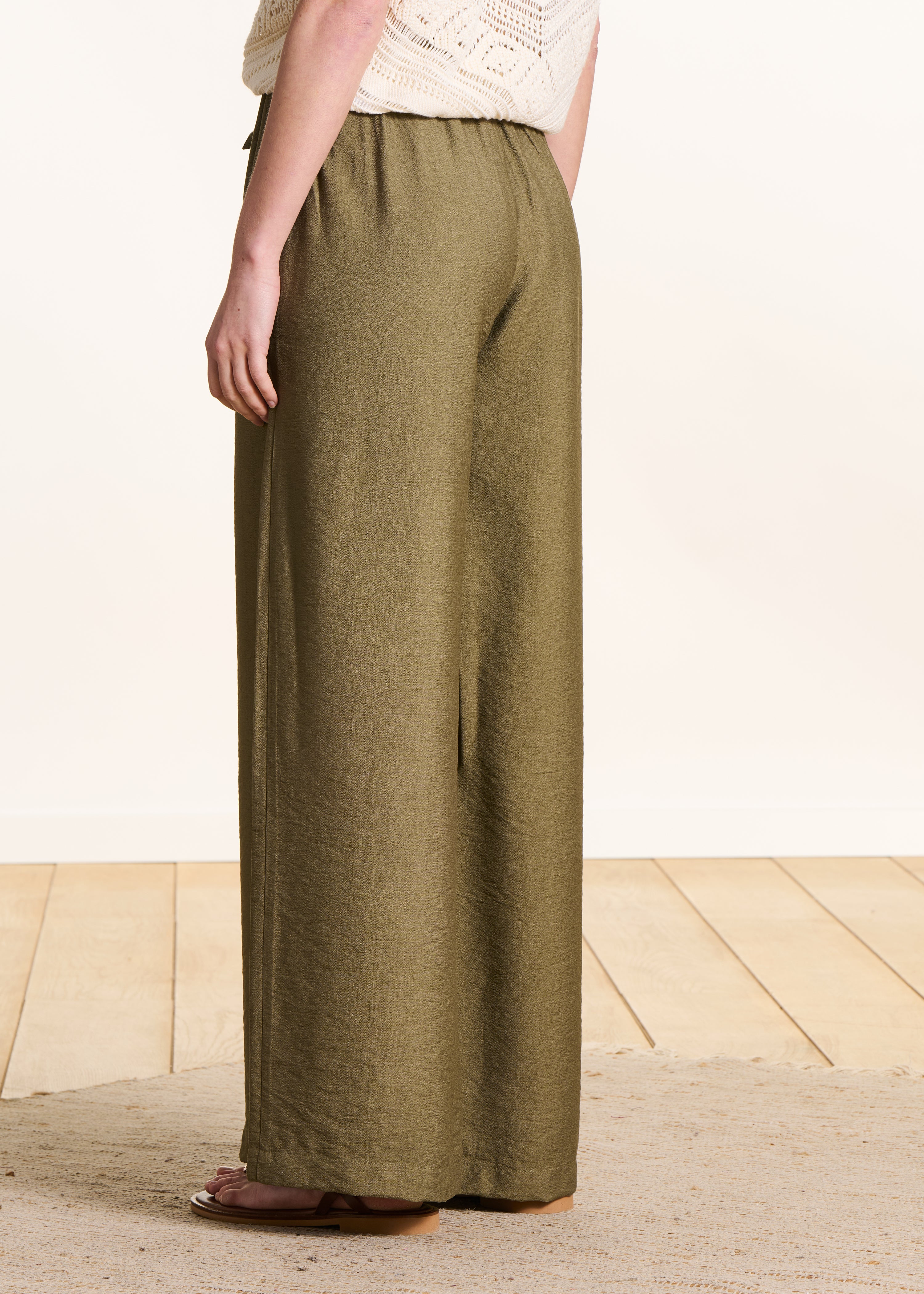 la-f-e-marabout-e-farao-stoffhose-damen-khaki-weit image 3