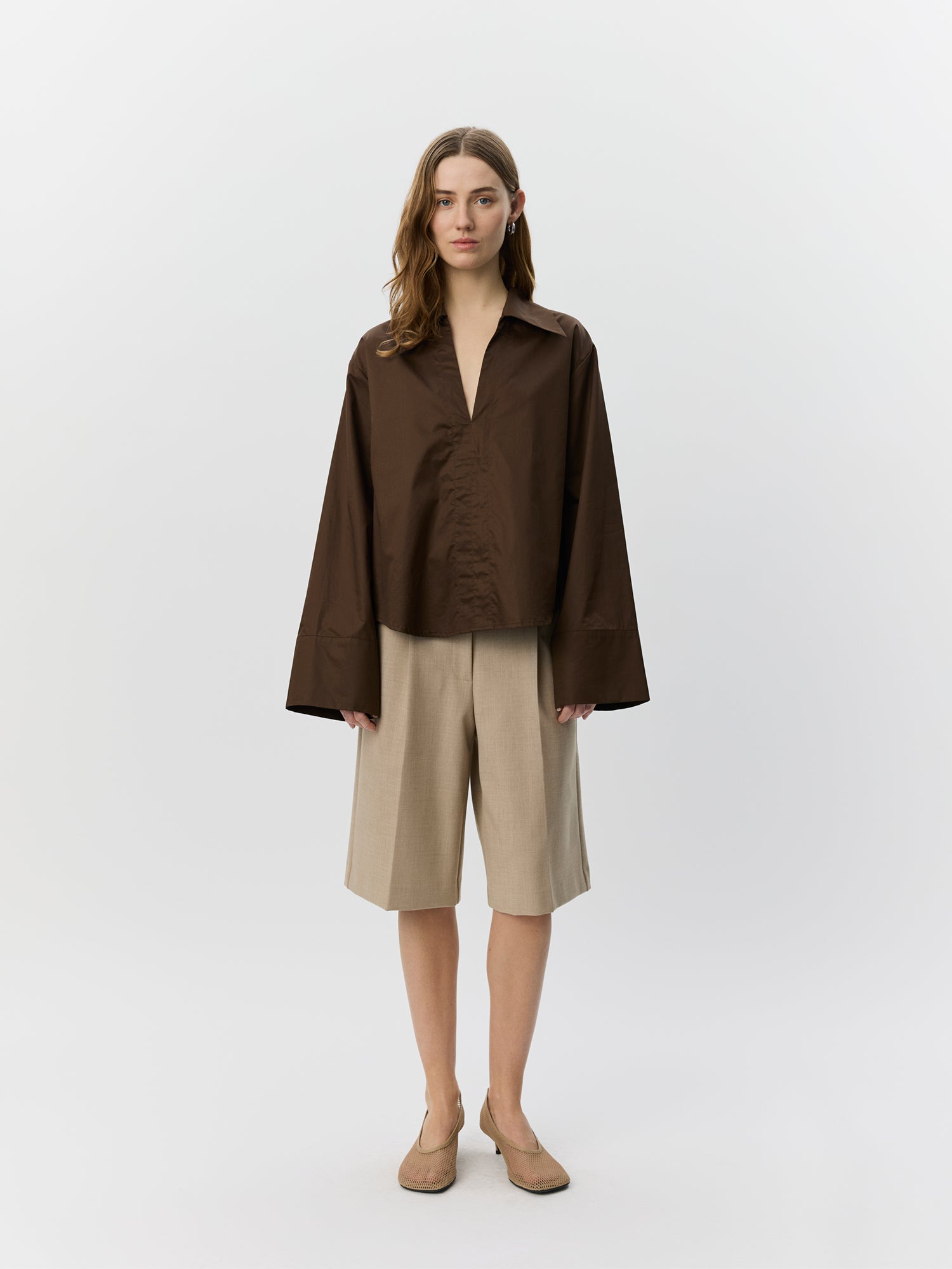 sofie-schnoor-women-anoasw-oversize-bluse-braun-baumwolle image 2