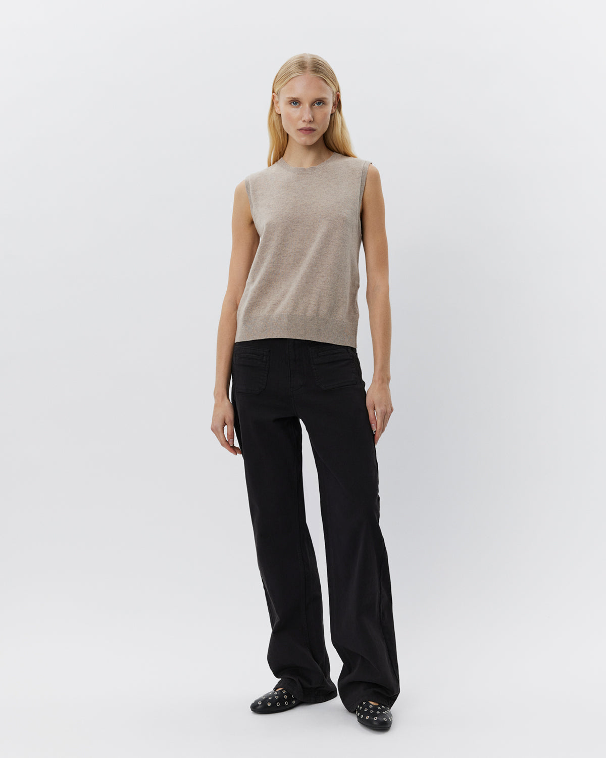 sofie-schnoor-noennesw-high-jeans-schwarz-baumwolle image 2
