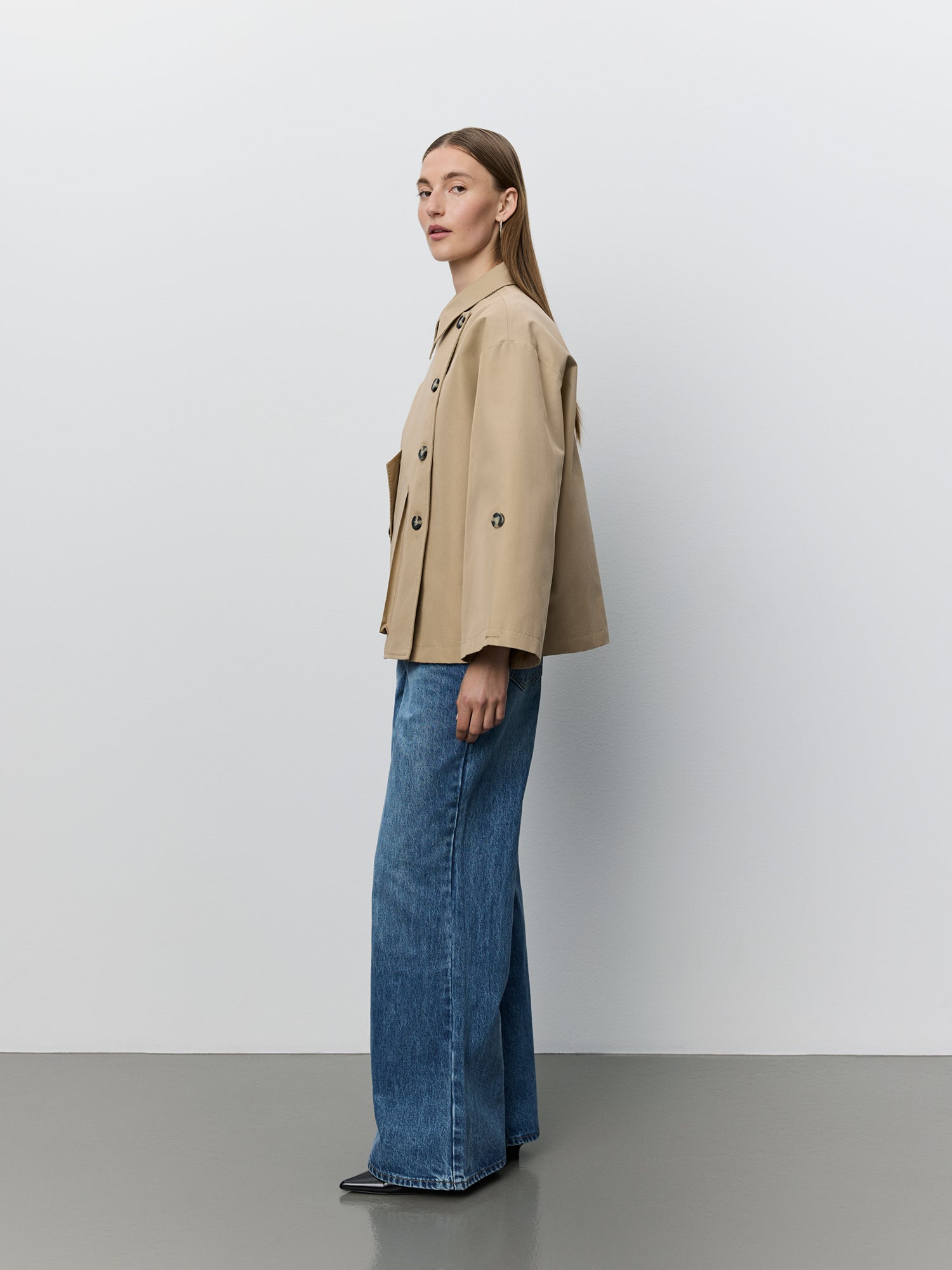 sofie-schnoor-women-agathasw-jacke-camel-kurz image 3