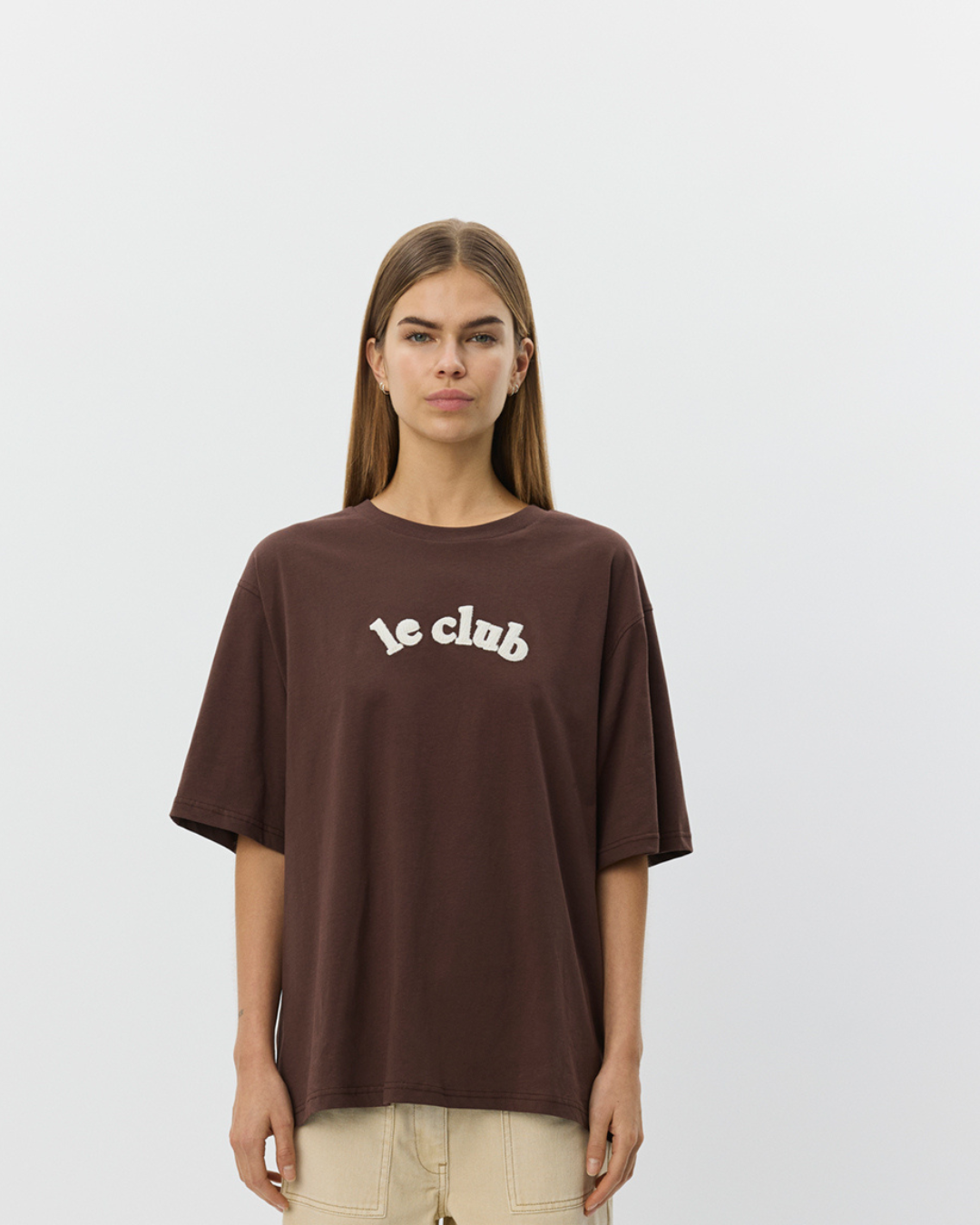 sofie-schnoor-women-maesw-t-shirt-dunkelbraun-oversize image 5