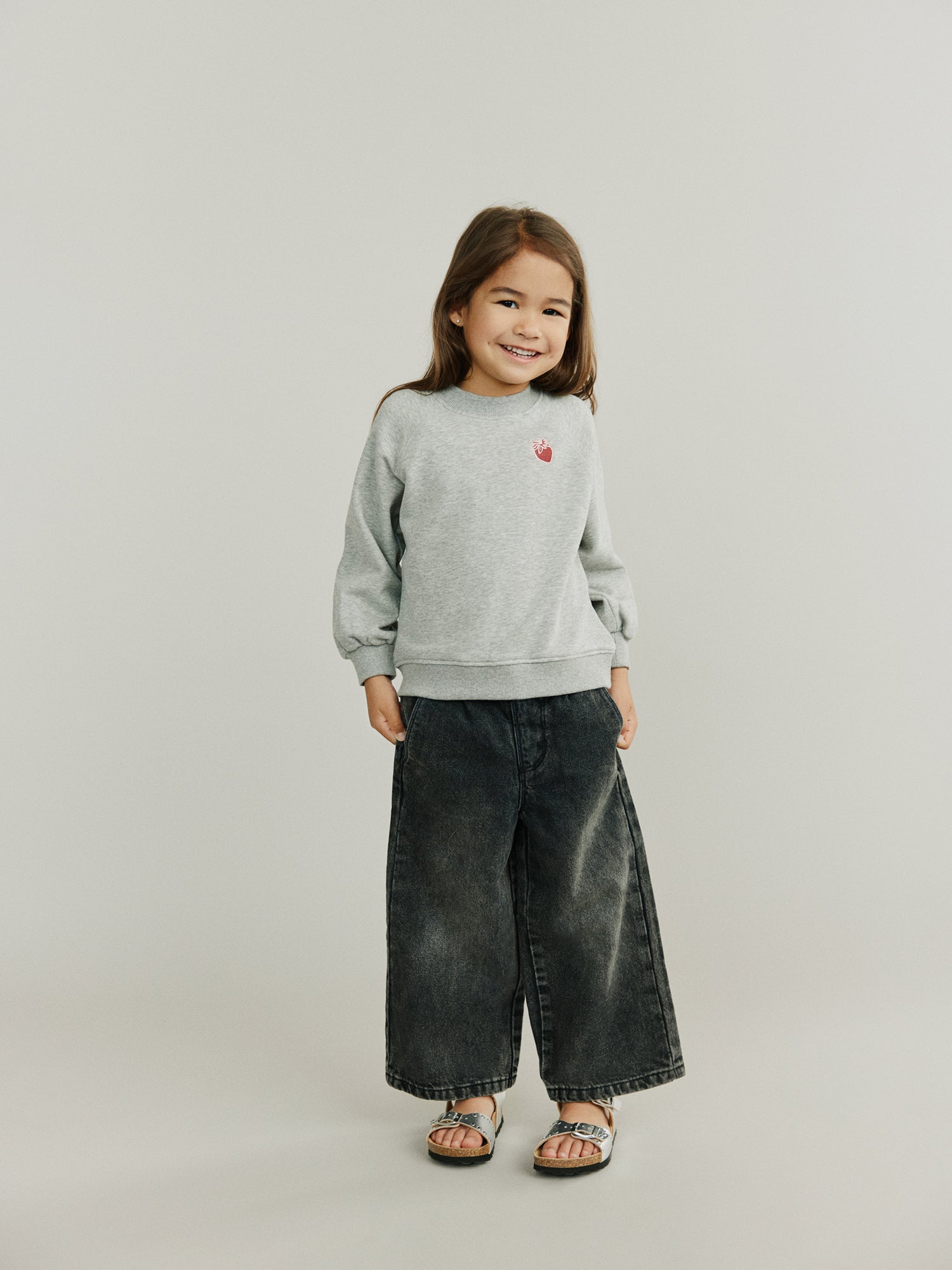 sofie-schnoor-kids-gemmakb-jeans-washed-black-baumwolle image 2