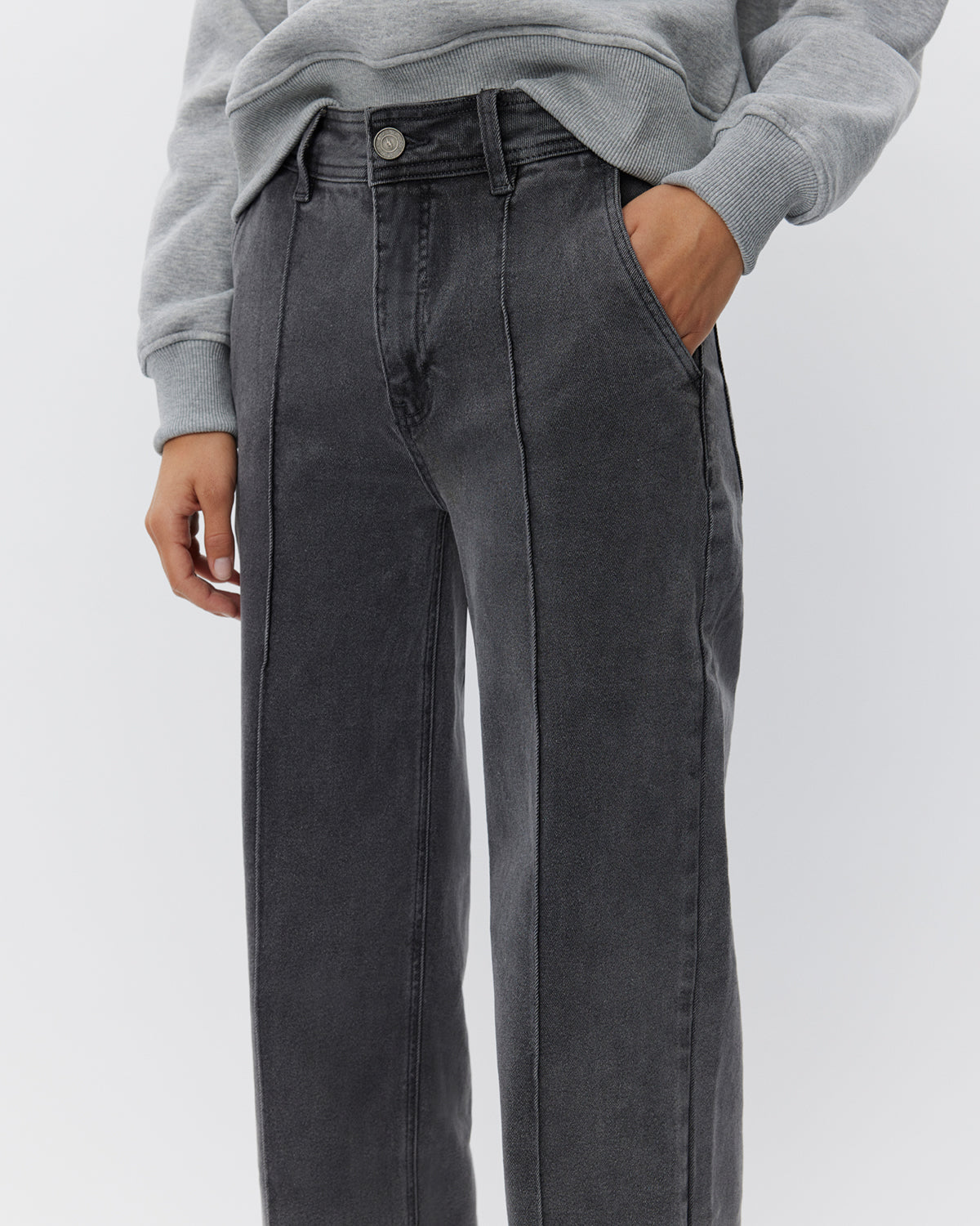 sofie-schnoor-women-carisw-mid-jeans-grey-denim-stretch image 6