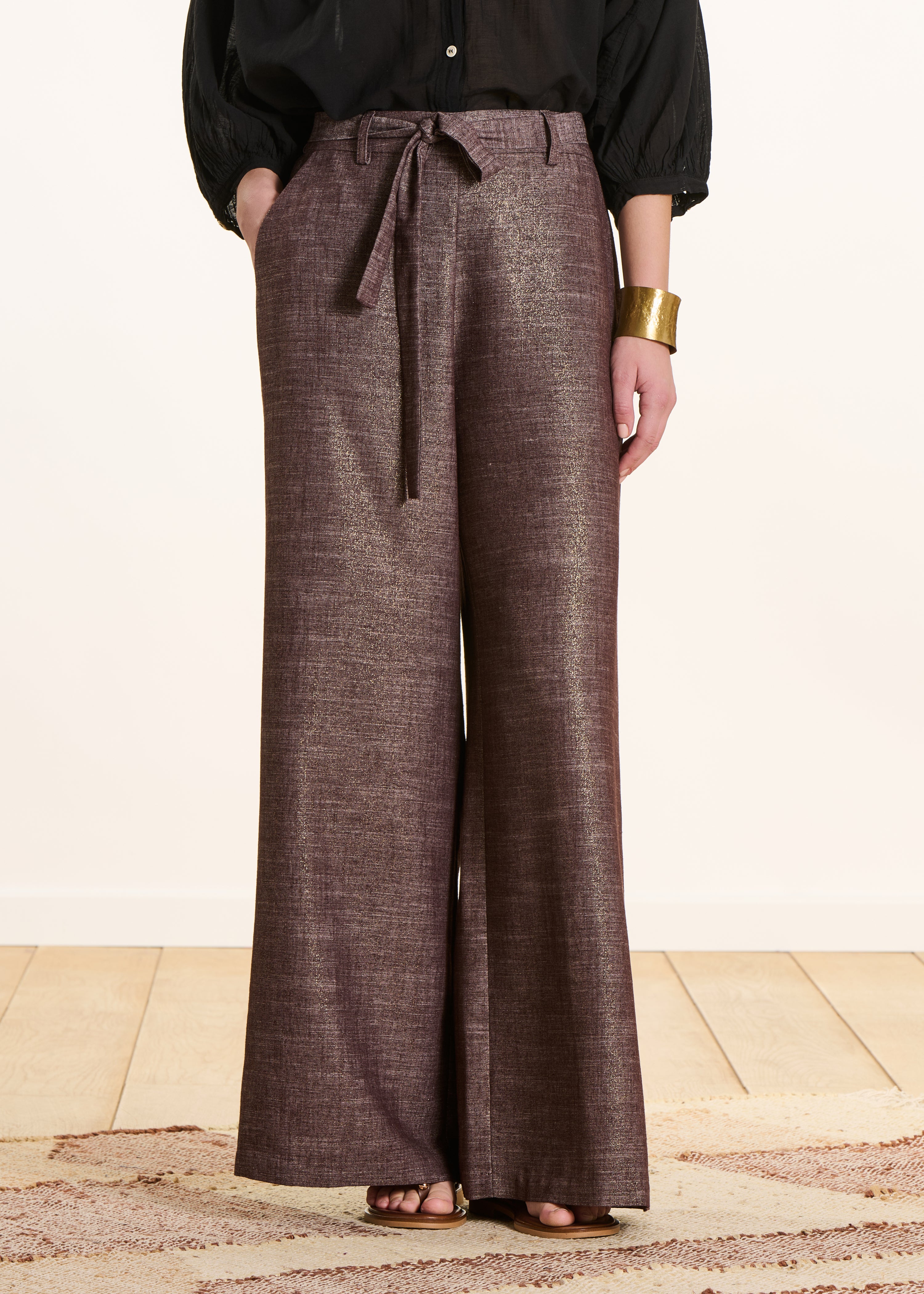 la-f-e-marabout-e-dorony-hose-weit-braun-g-rtel image 2