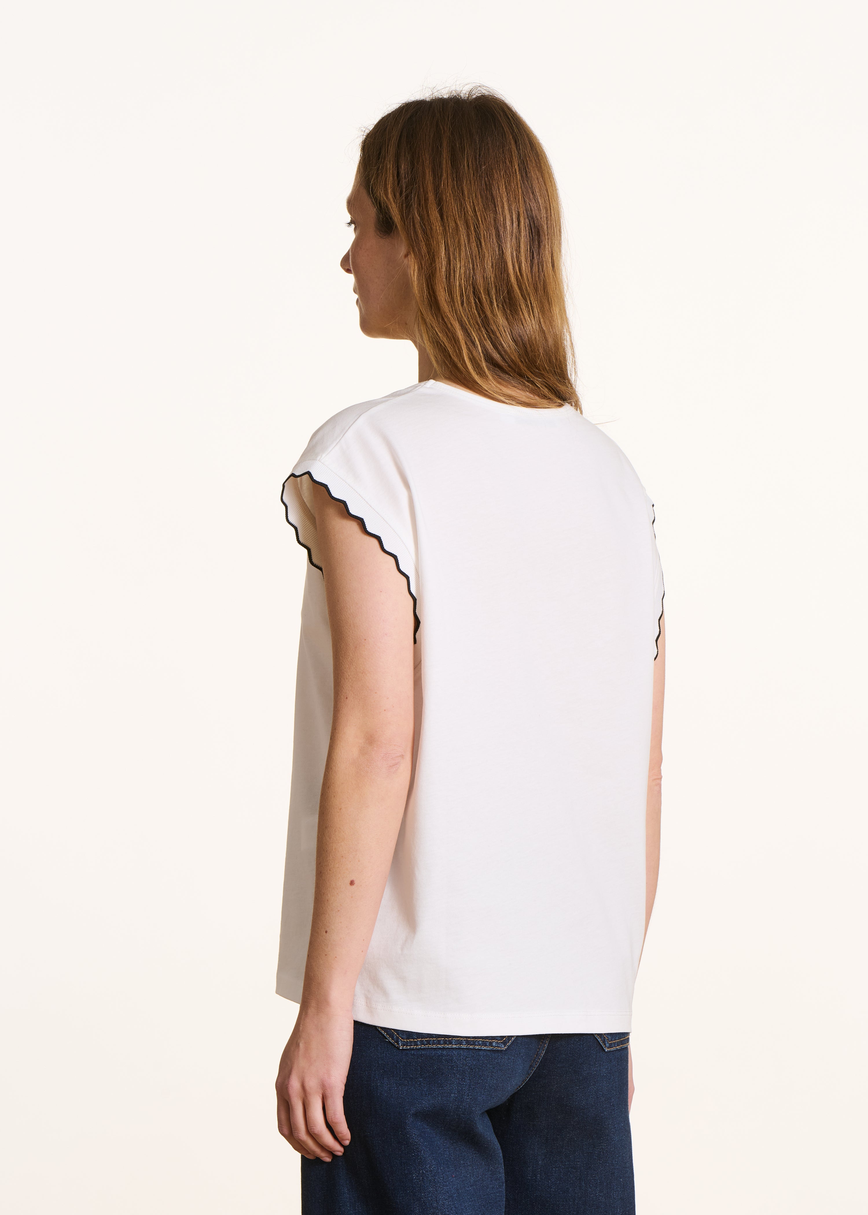 la-f-e-marabout-e-fila-t-shirt-ecru-bio-baumwolle-v-ausschnitt image 3