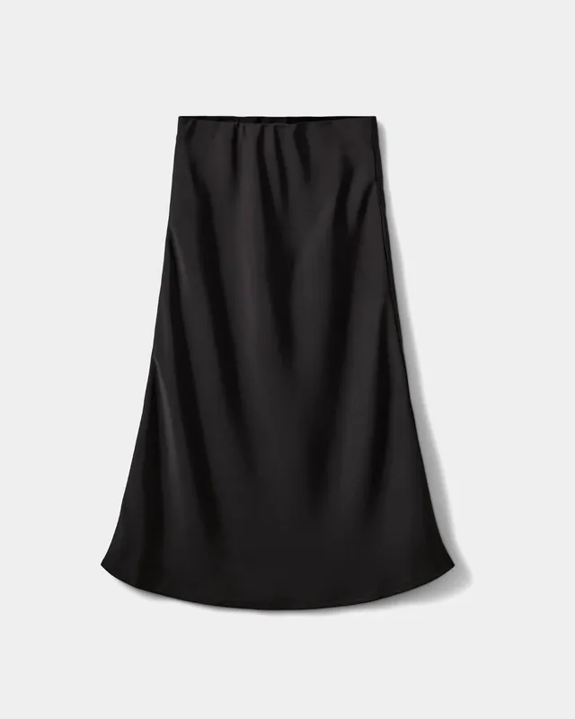 sofie-schnoor-young-safiasy-rock-schwarz-satin-lang image 1
