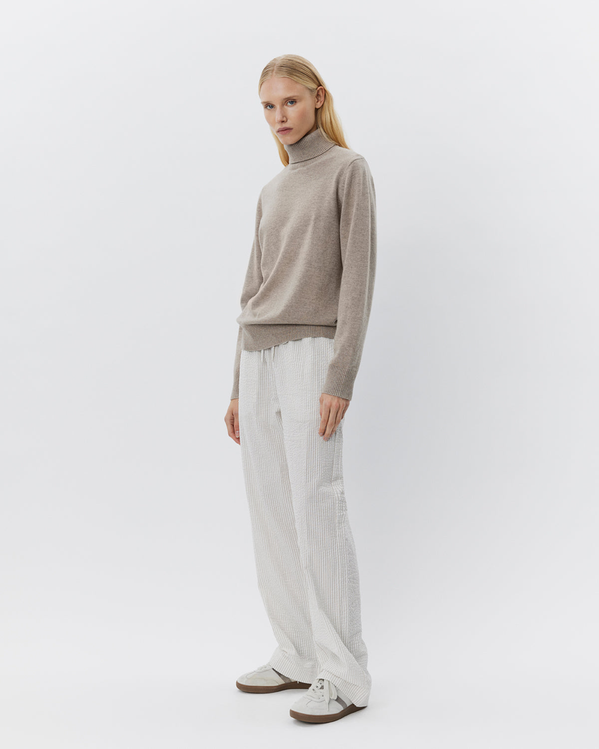 sofie-schnoor-women-nellsw-pullover-brown-melange image 4