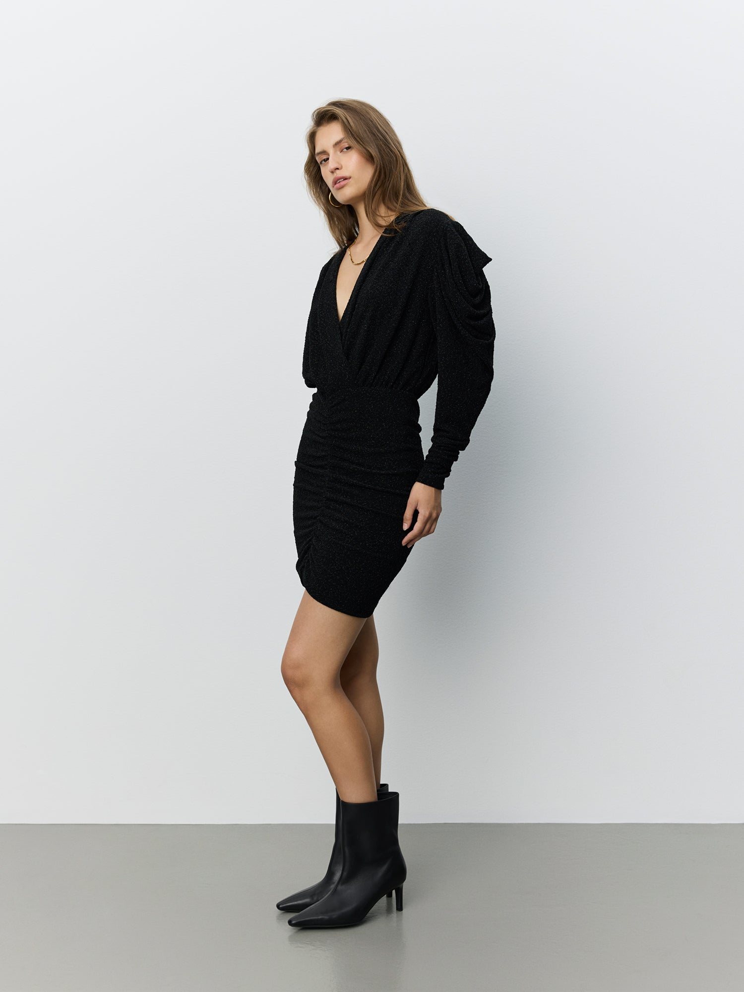 sofie-schnoor-women-ilya-glitzerkleid-s264346-schwarz-mini image 3