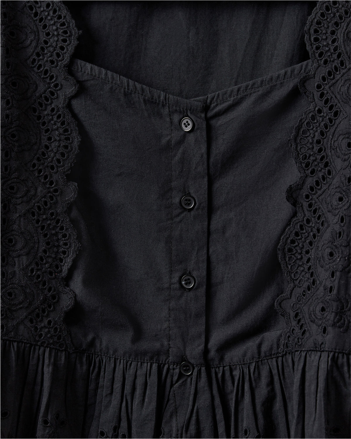 sofie-schnoor-women-ariasw-bluse-schwarz-broderie image 7