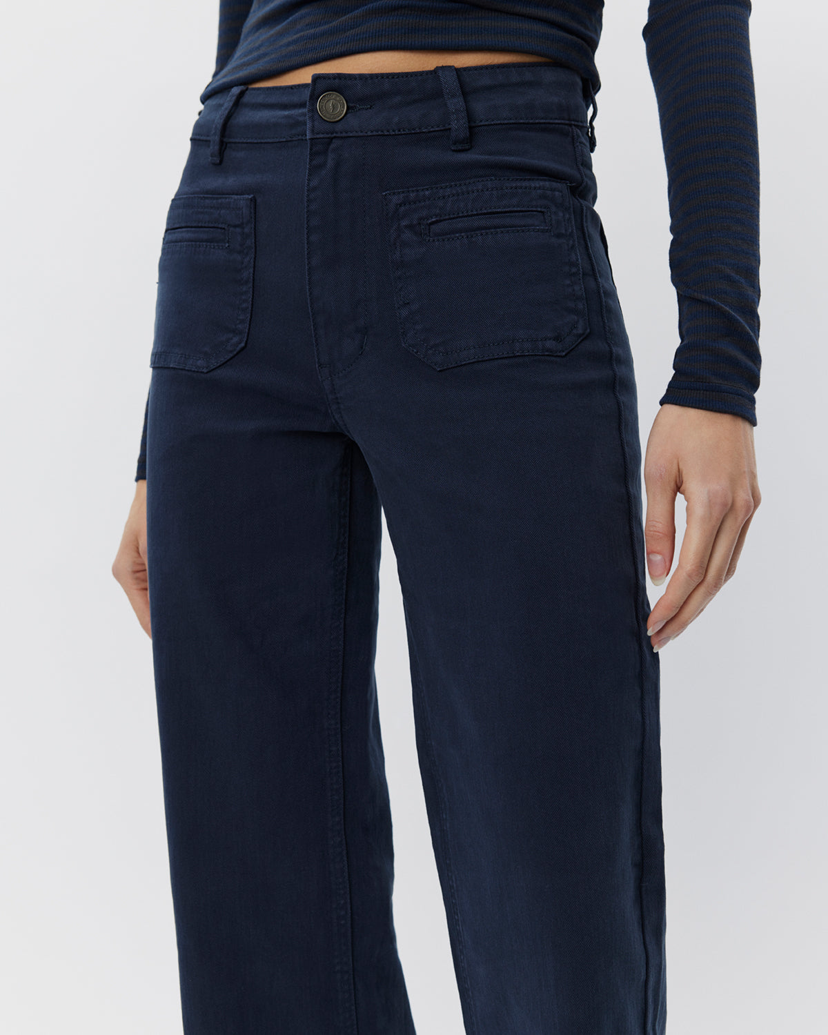 sofie-schnoor-women-noenne-high-jeans-navy-baumwolle image 6