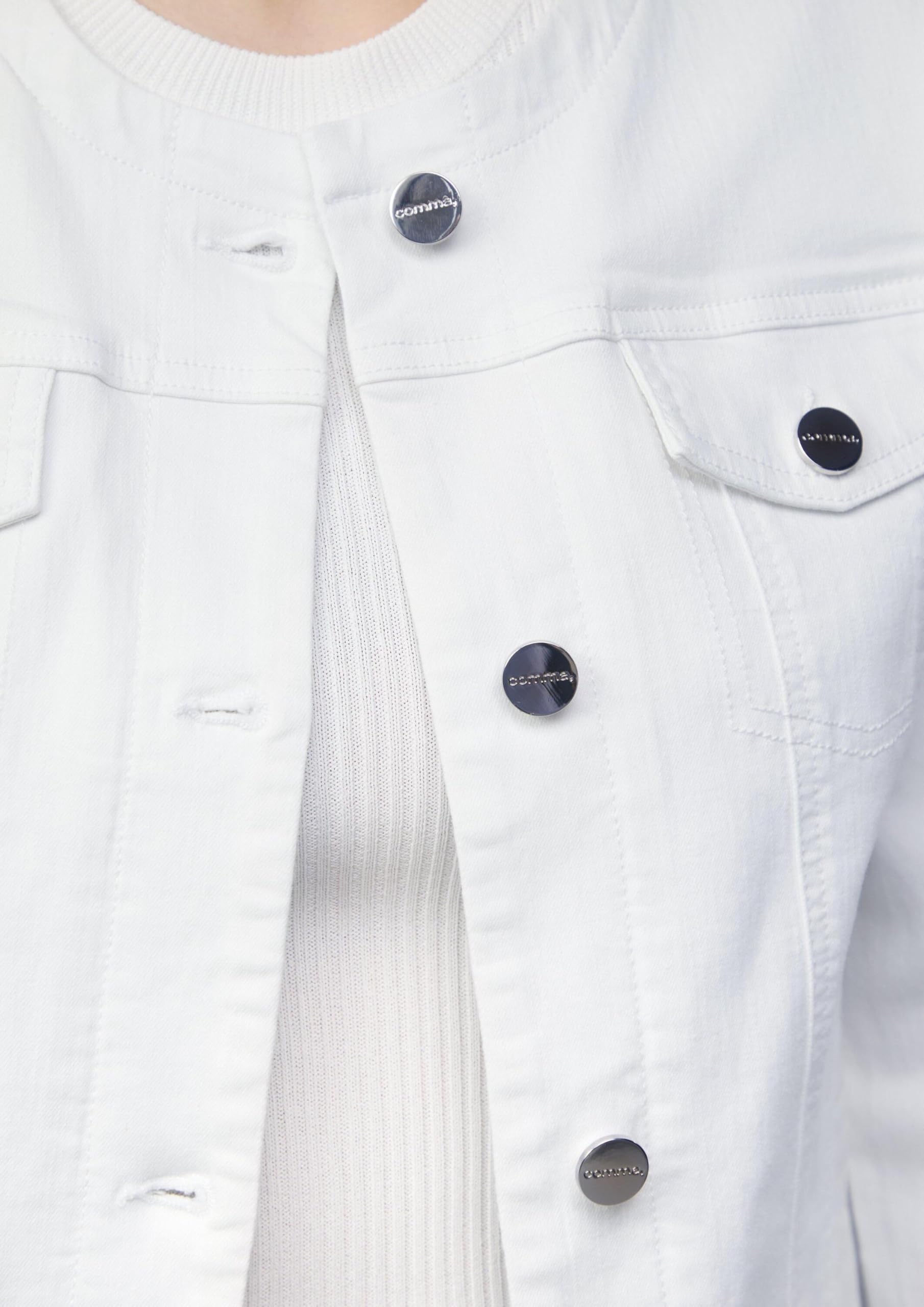 comma-jeansjacke-tailliert-waschung image 4