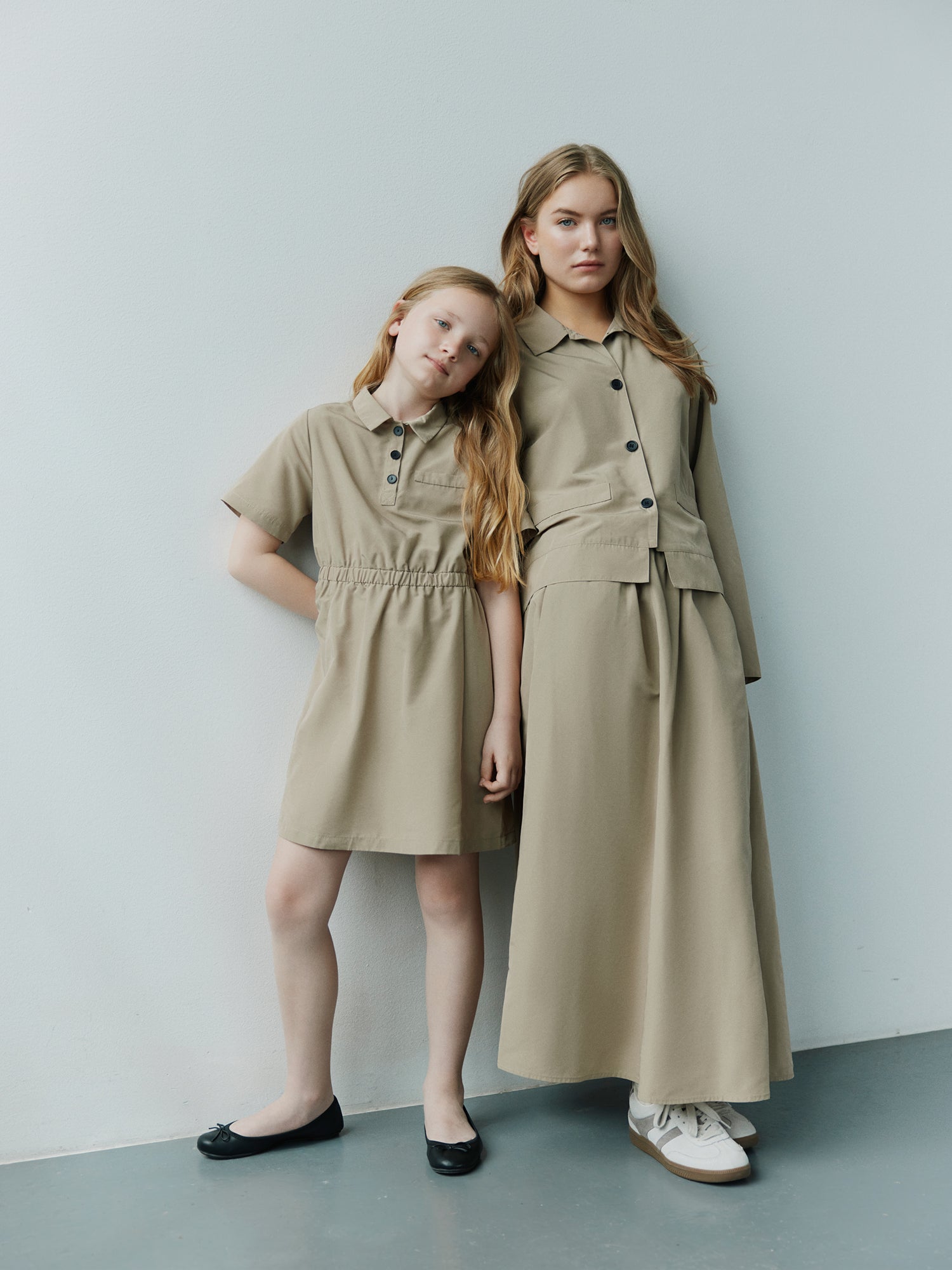 sofie-schnoor-young-juneausy-skirt-rock-warm-stone image 4