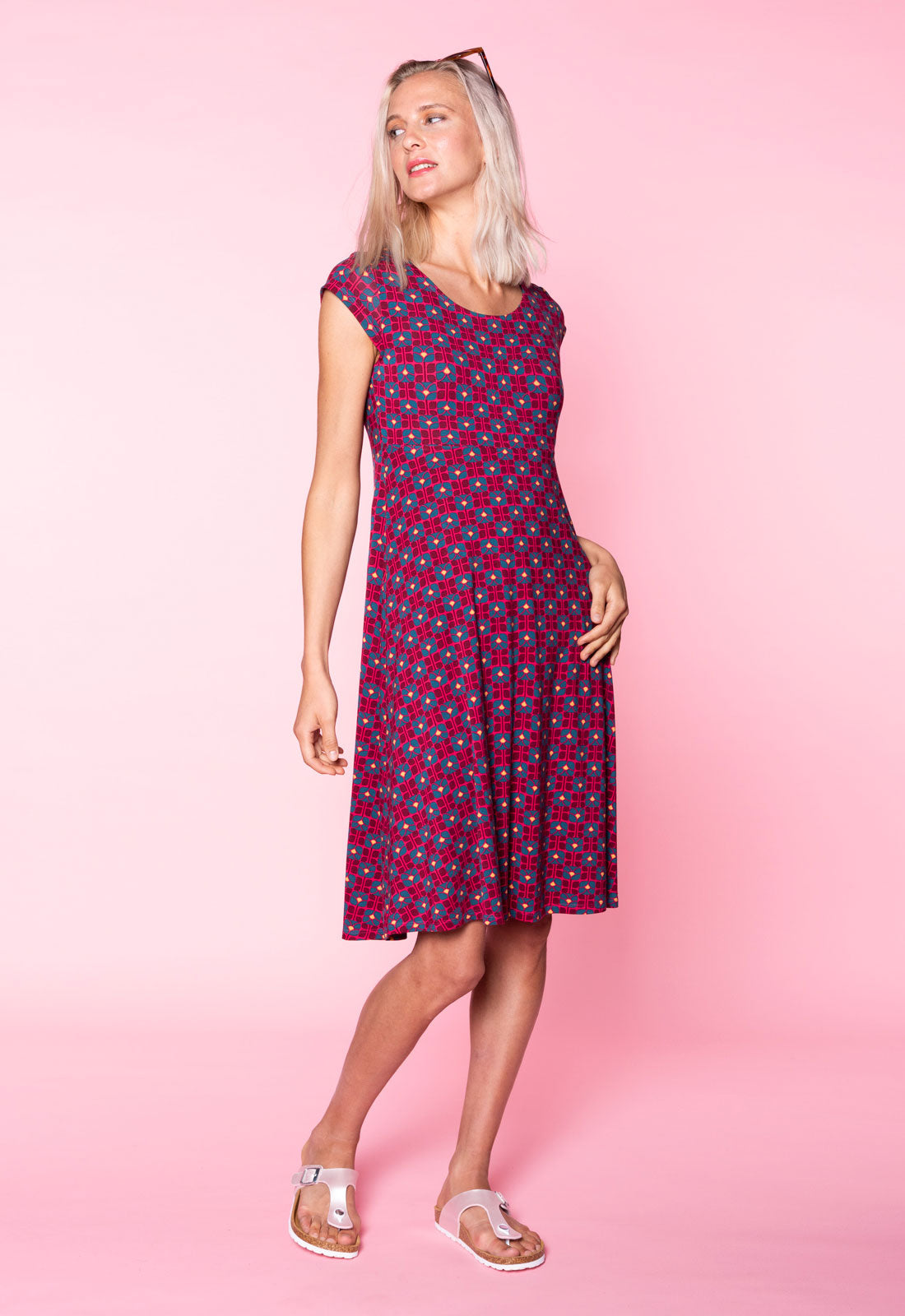 moshiki-s26dress-v8-kleid-viskose-cap-sleeves-95-cm image 4