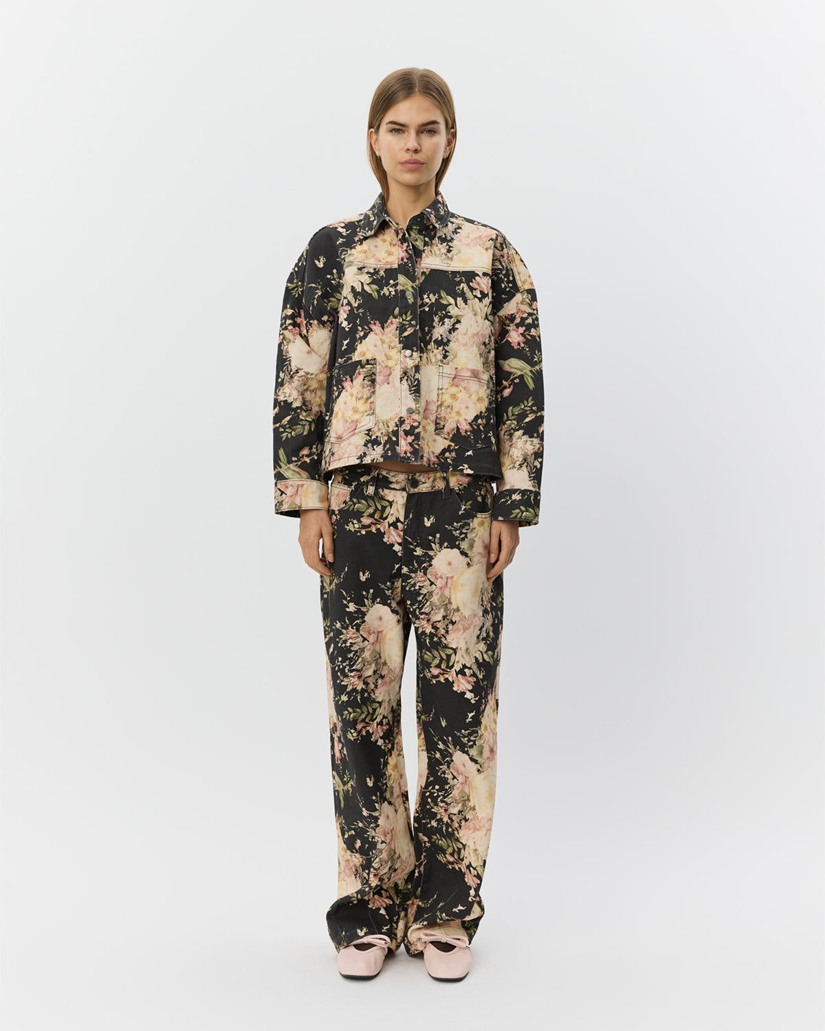 sofie-schnoor-amayasw-boxy-jeansjacke-flower-mix-baumwolle image 2